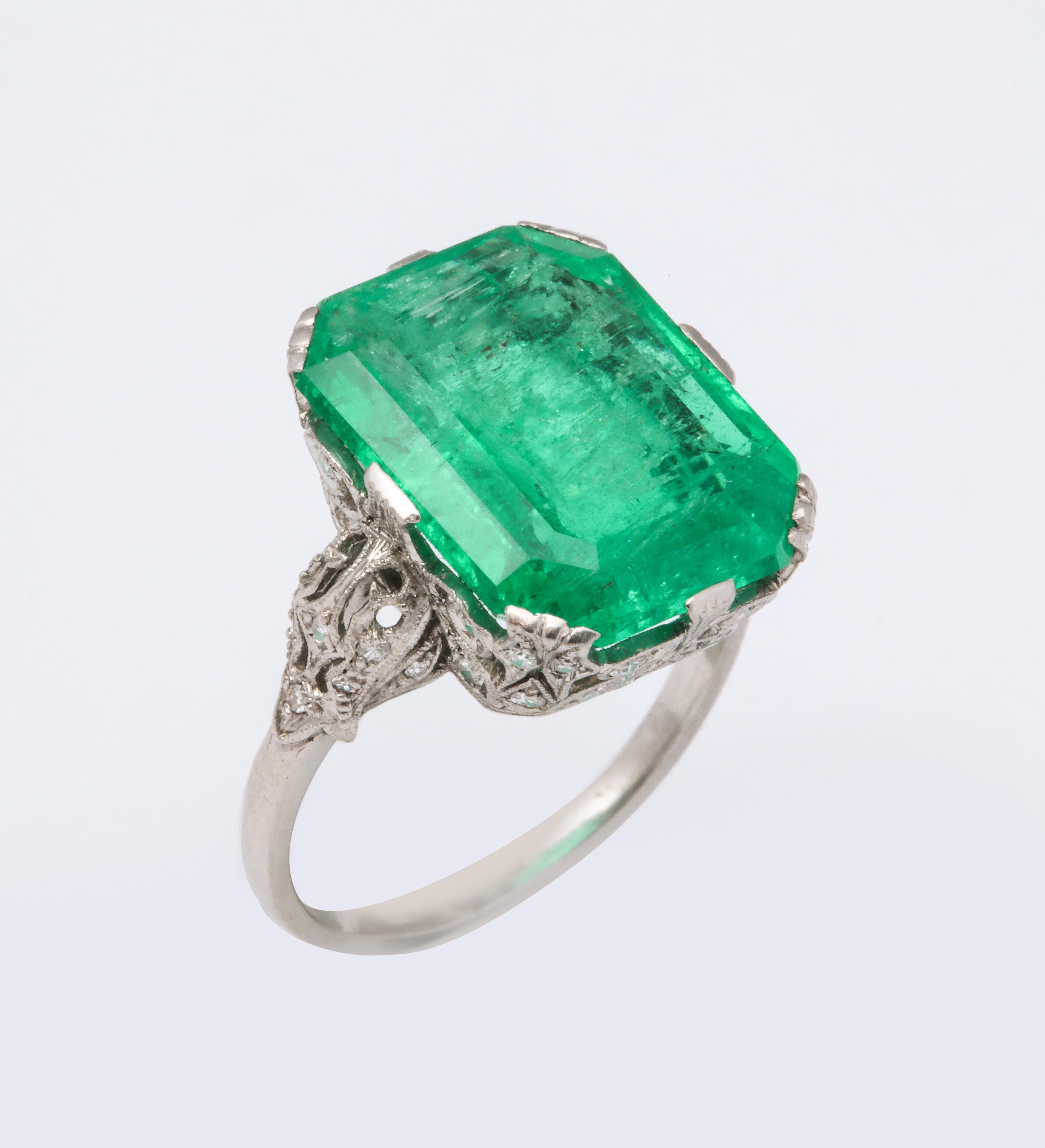 Women's or Men's Edwardian Emerald Diamond Platinum Ring