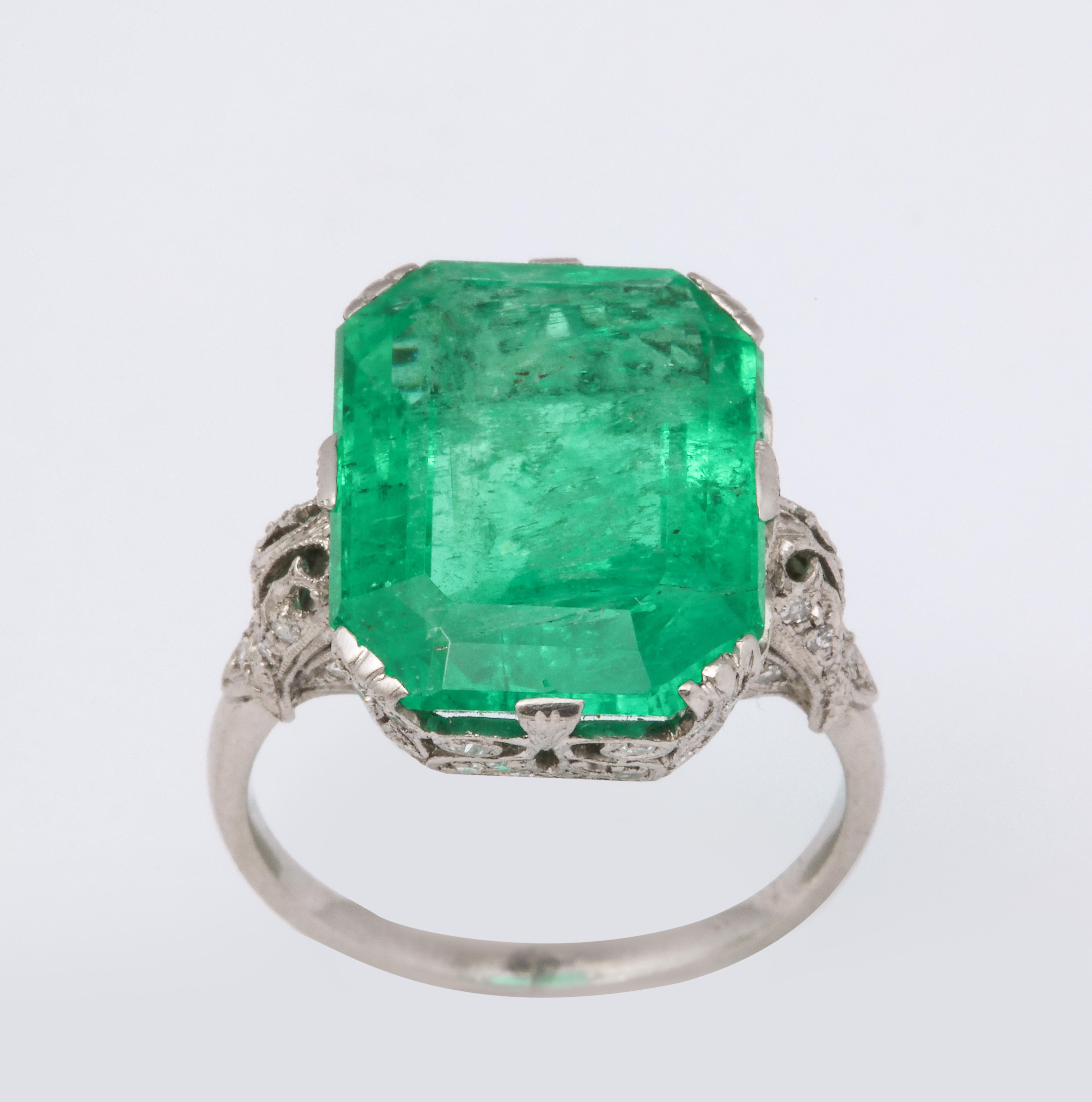 Edwardian Emerald Diamond Platinum Ring 1