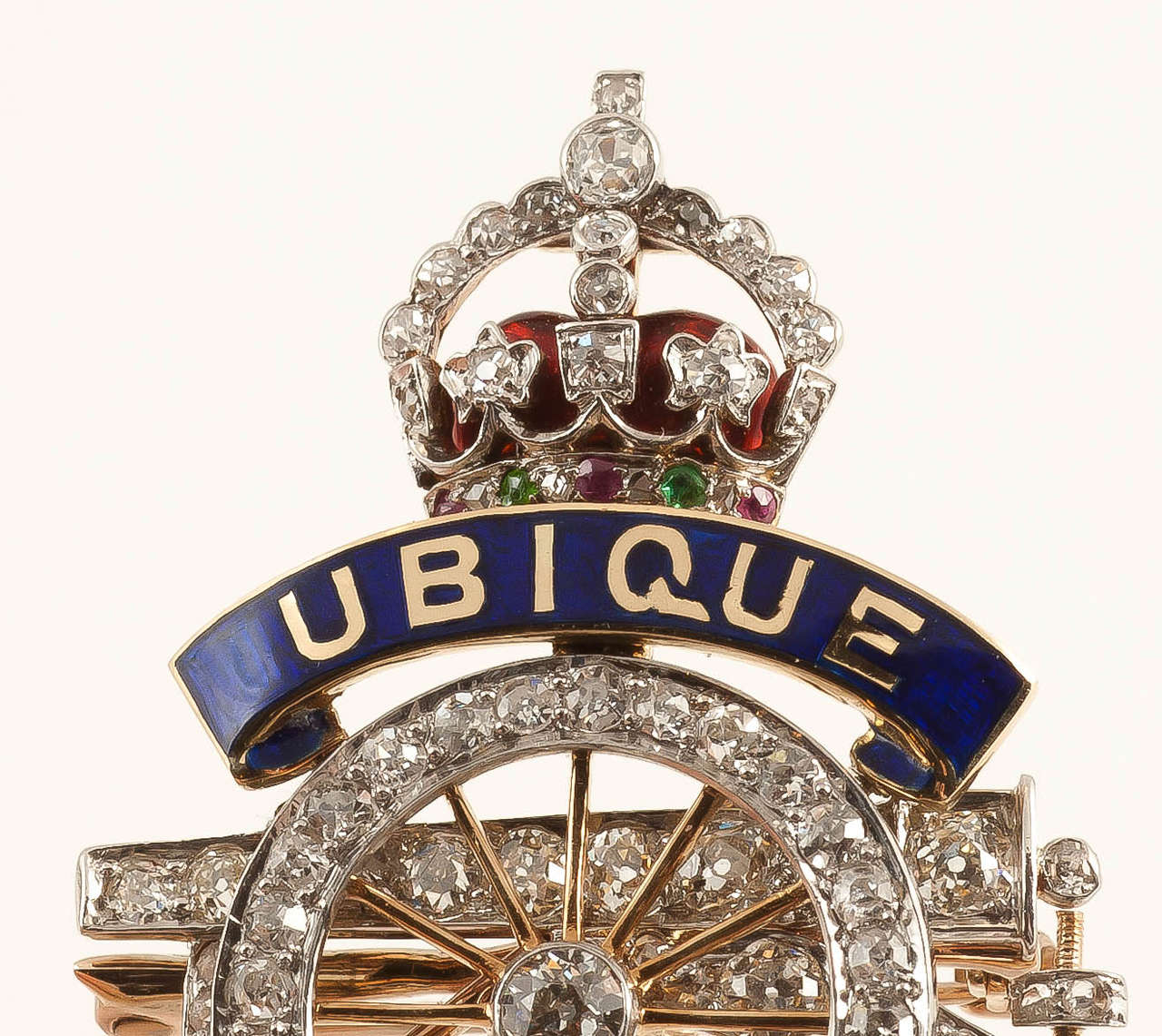Royal Artillery Brooch in 18 Carat Gold, Diamonds & Enamel, English circa 1910 In Good Condition In London, GB