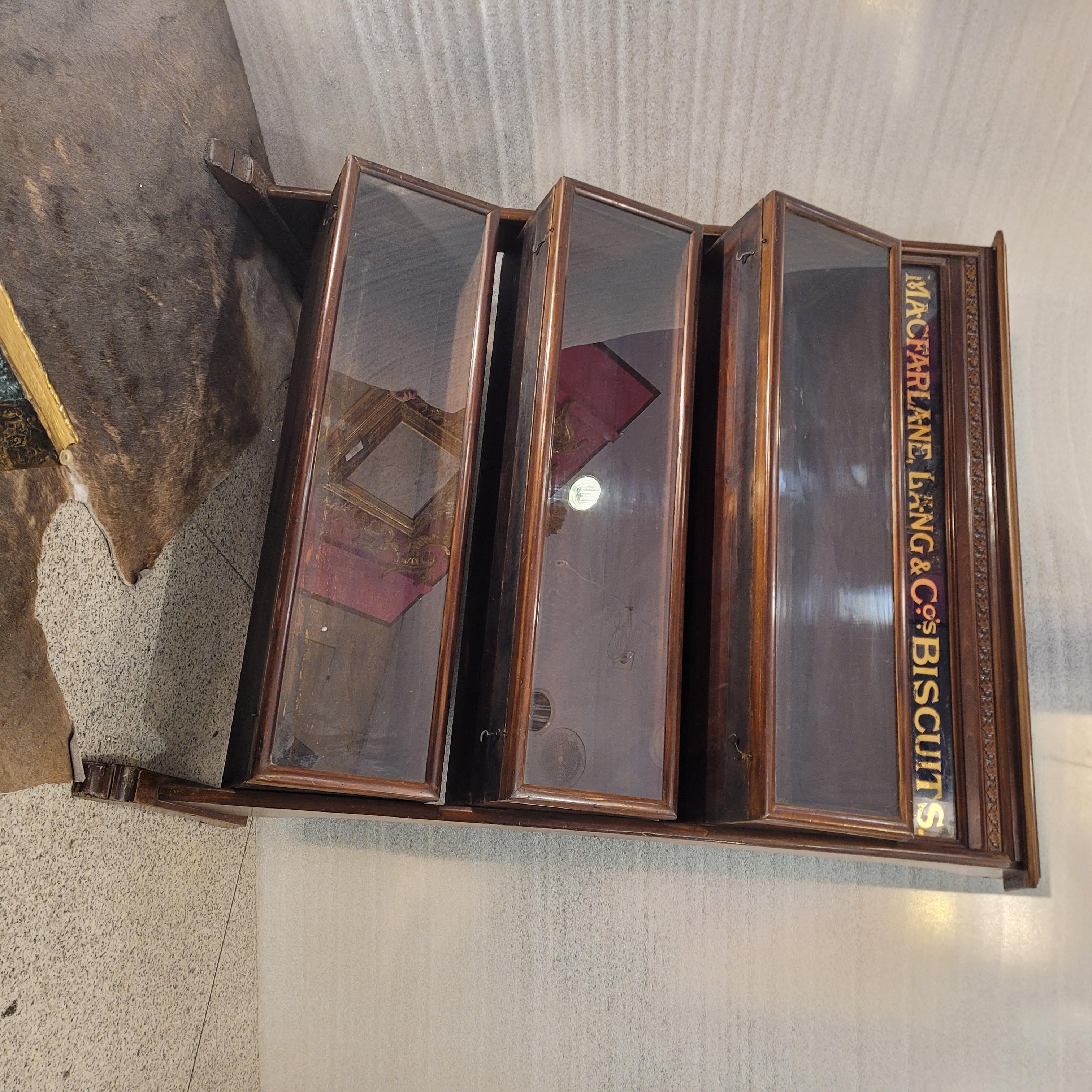 Edwardian English Biscuit Display Case / Display Cabinet Macfarlane Lang & Co For Sale 1