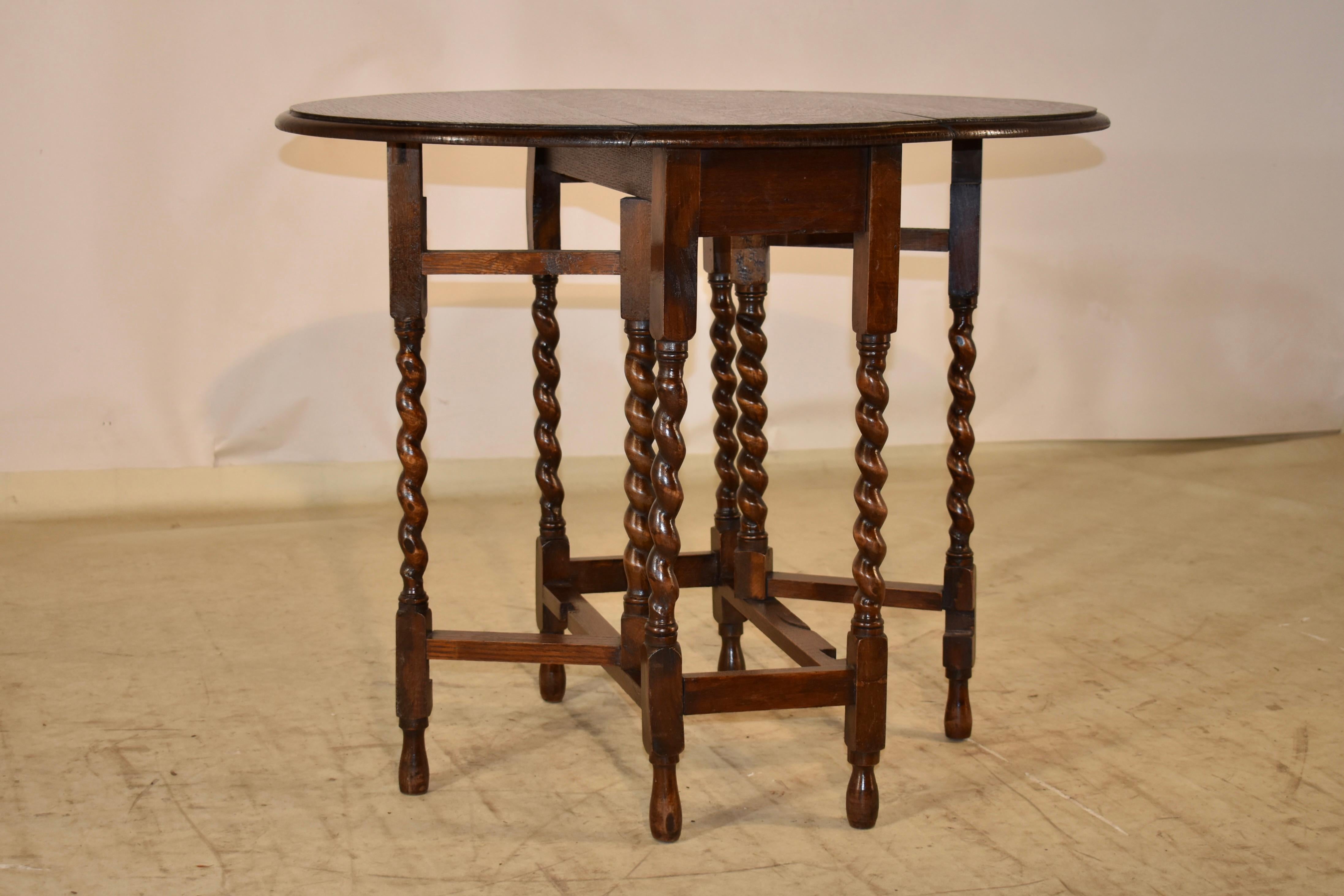 Oak Edwardian English Gate Leg Table, Circa 1900 For Sale