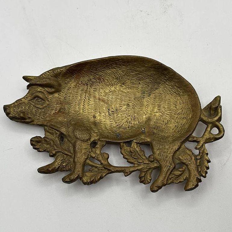 Edwardian Englisch Made Solid Messing Wildschwein Schwein Ring Tablett im Angebot 5