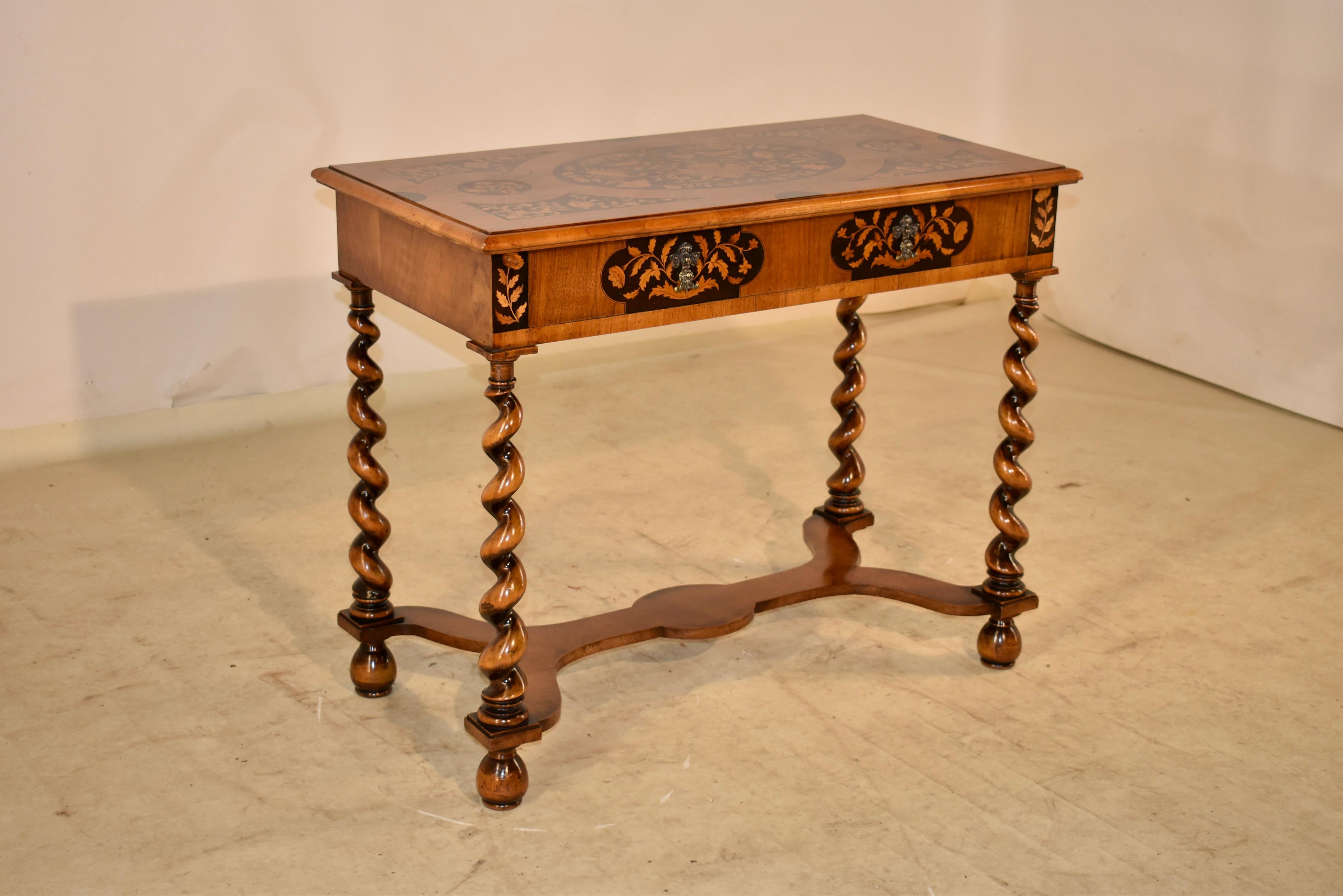 Edwardian English Marquetry Side Table, c. 1900 In Good Condition For Sale In High Point, NC