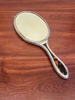 Espejo de mano inglés eduardiano de carey de plata de William Comyns (W.C) c1904