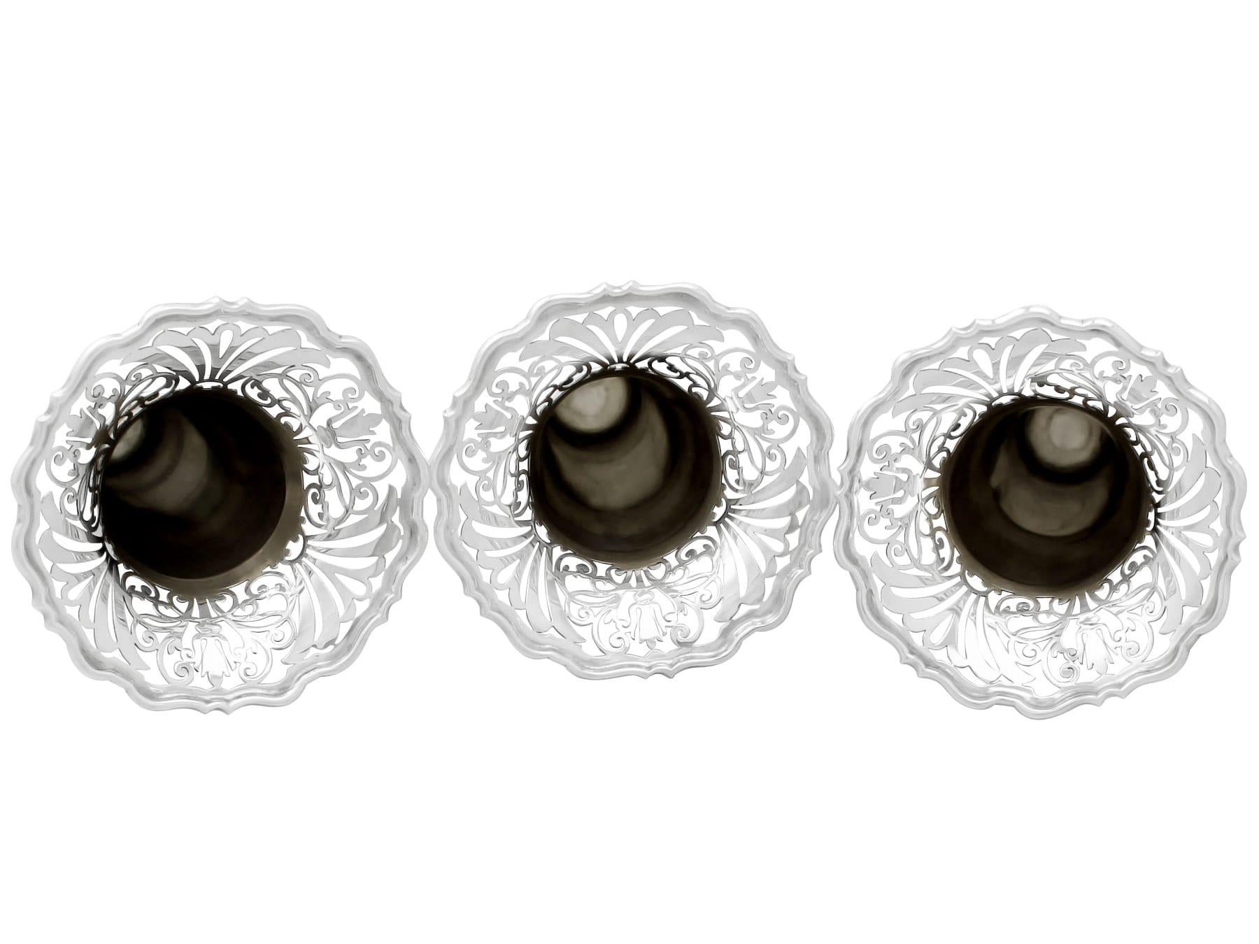 Edwardianischer englischer Epergne- oder Tafelaufsatz aus Sterlingsilber (Frühes 20. Jahrhundert) im Angebot