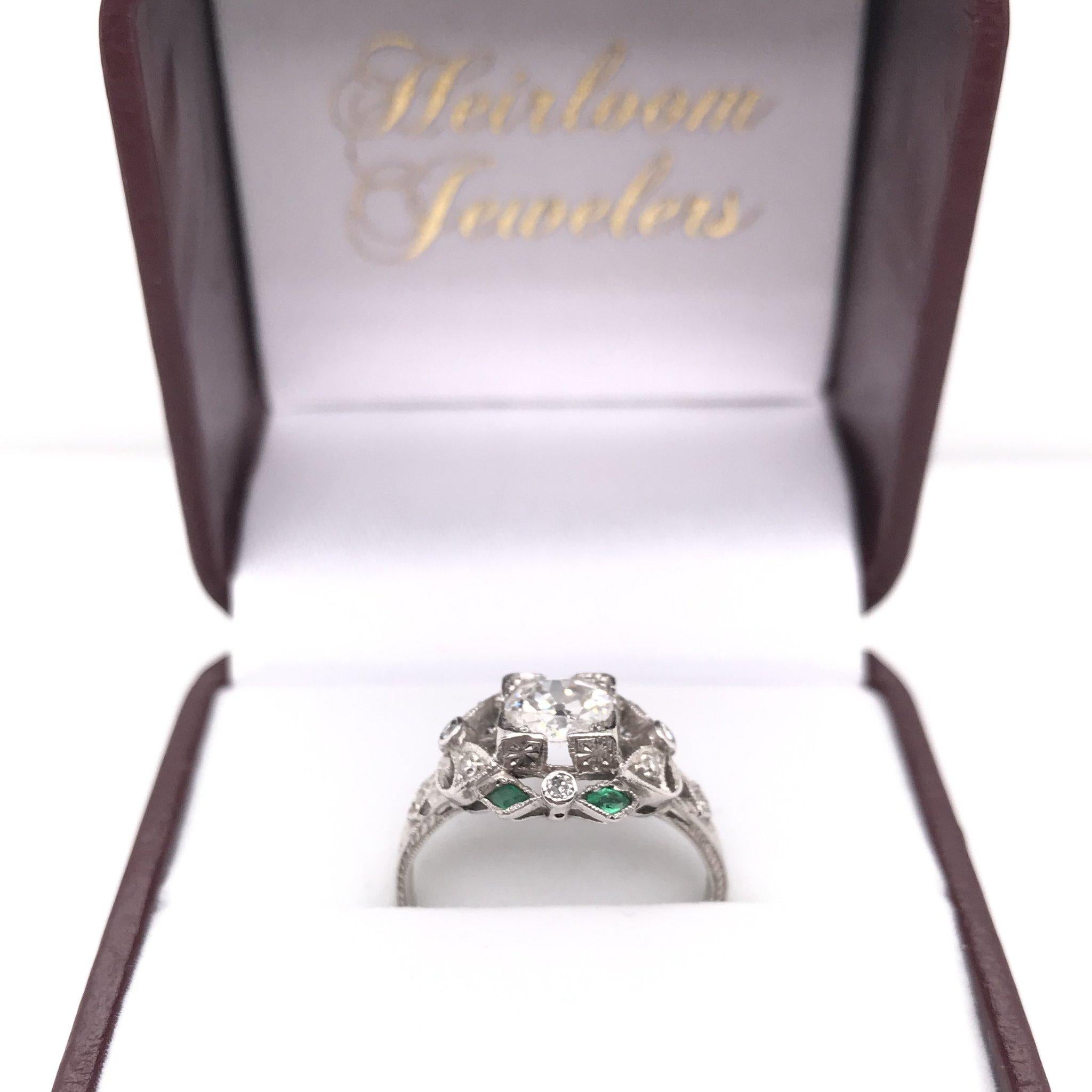 Edwardian Era 0.90 Carat Platinum Diamond & Emerald Ring 3