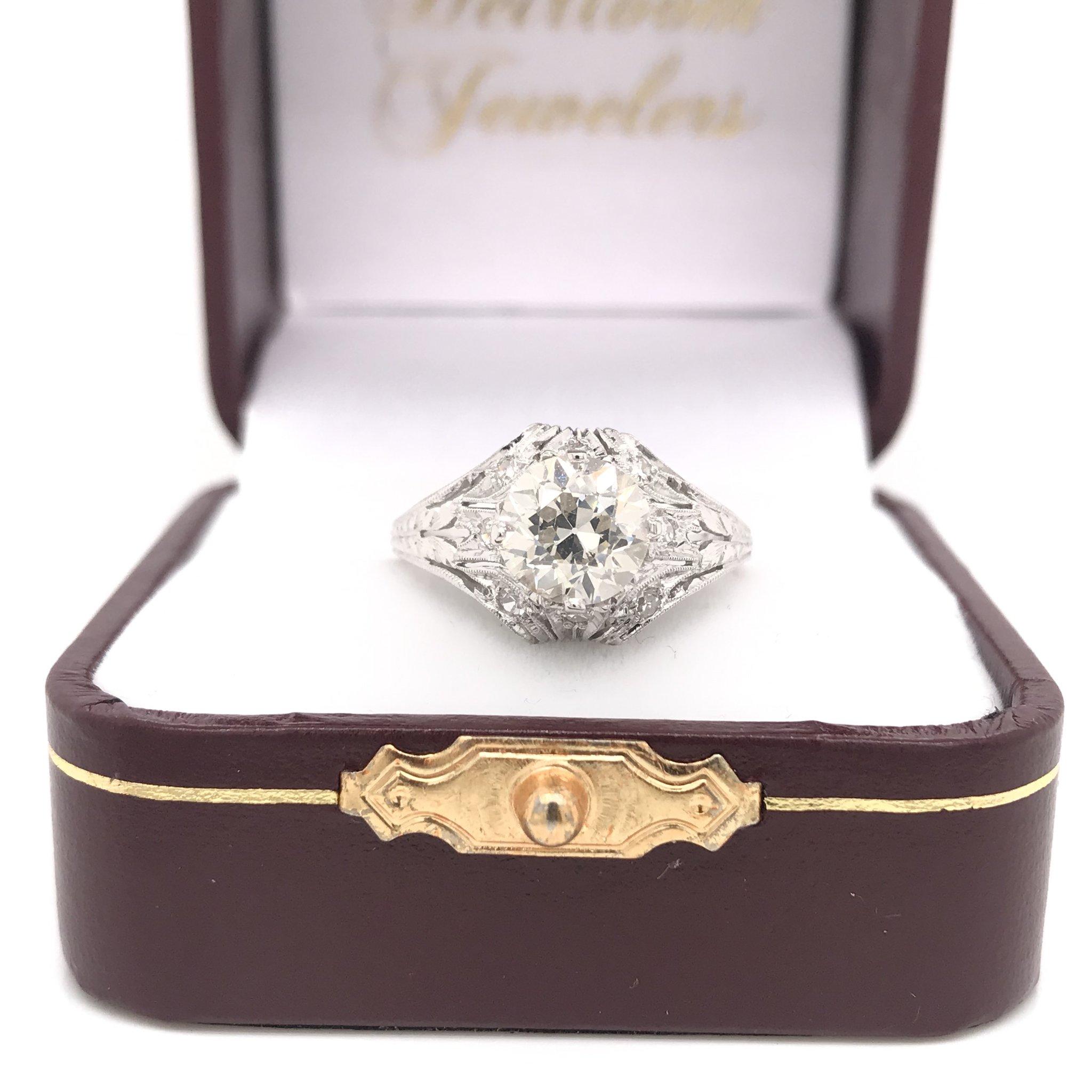 Edwardian Era 1.54 Carat Platinum Filigree Diamond Engagement Ring 3