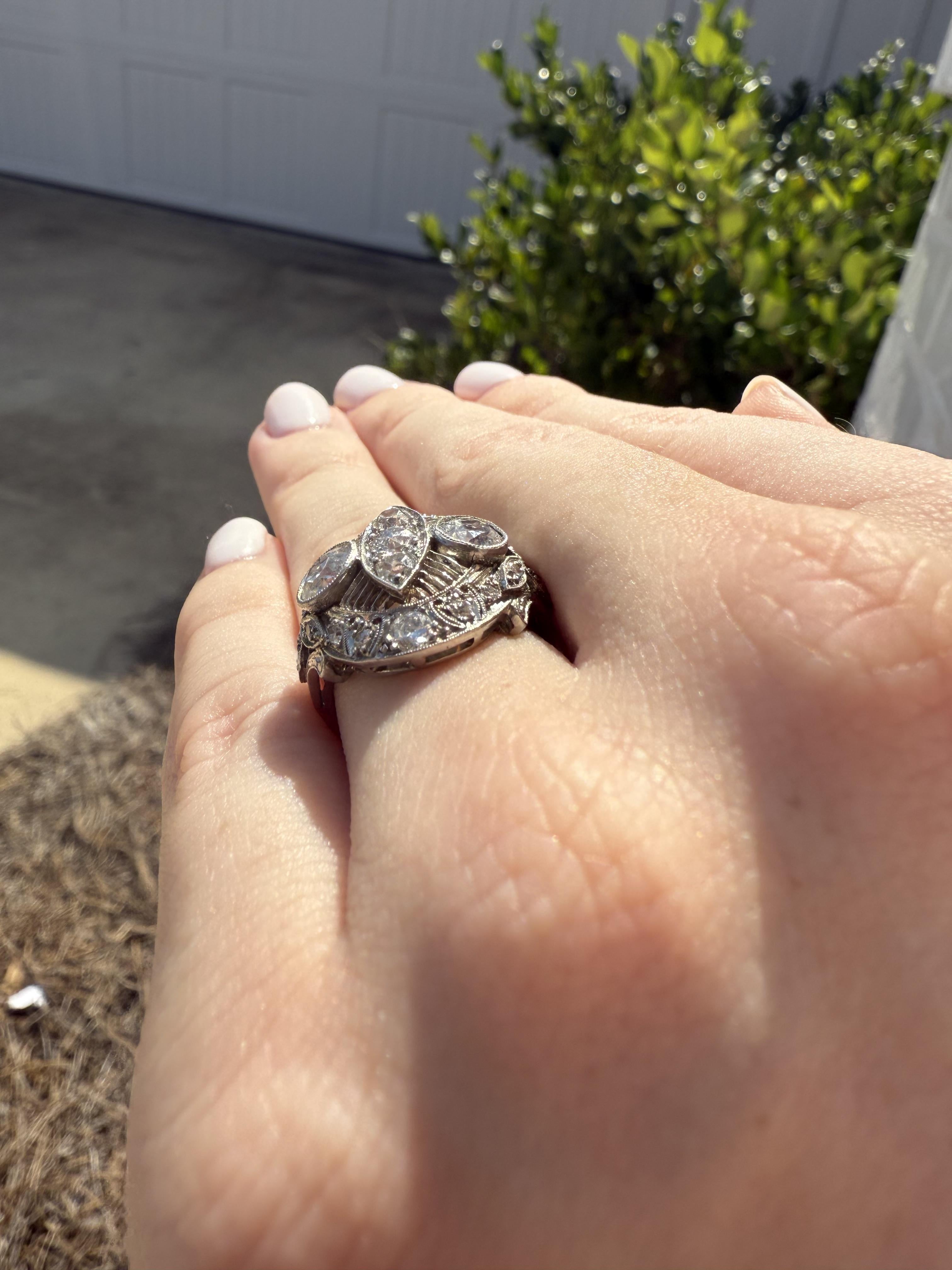 Taglio antico europeo Anello da cocktail in platino con diamante vecchio taglio europeo di epoca edoardiana da 2 CTW in vendita