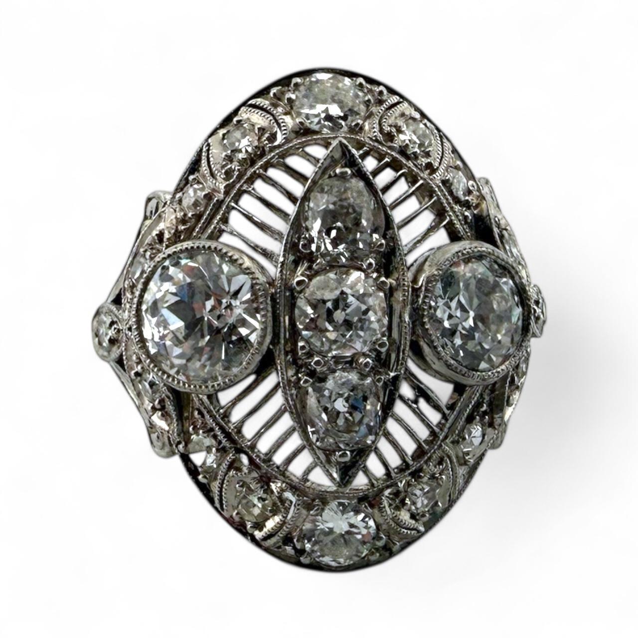 Anello da cocktail in platino con diamante vecchio taglio europeo di epoca edoardiana da 2 CTW in vendita 1