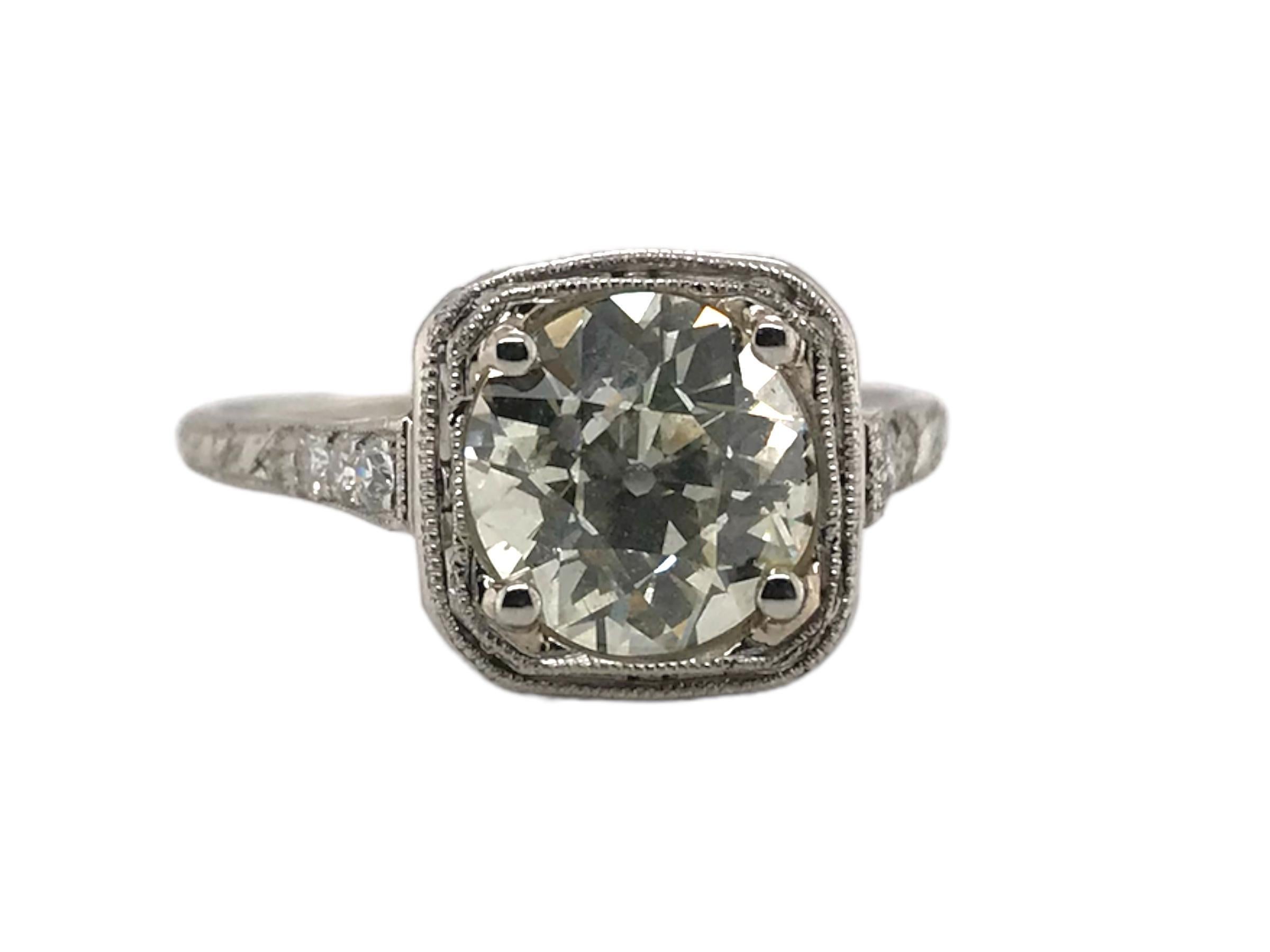 Anillo de compromiso de diamantes talla europea antigua de la época eduardiana de 2,09 quilates Corte europeo antiguo en venta