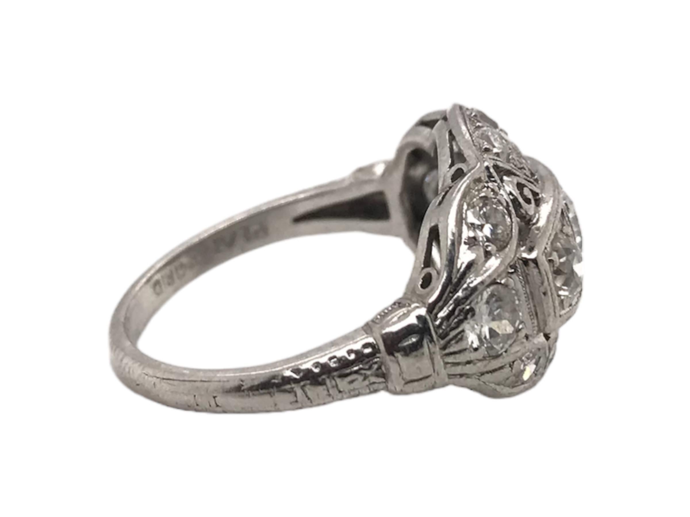 Edwardian Era Platinum 1.0CTW Diamond Cocktail Ring In Good Condition For Sale In Montgomery, AL