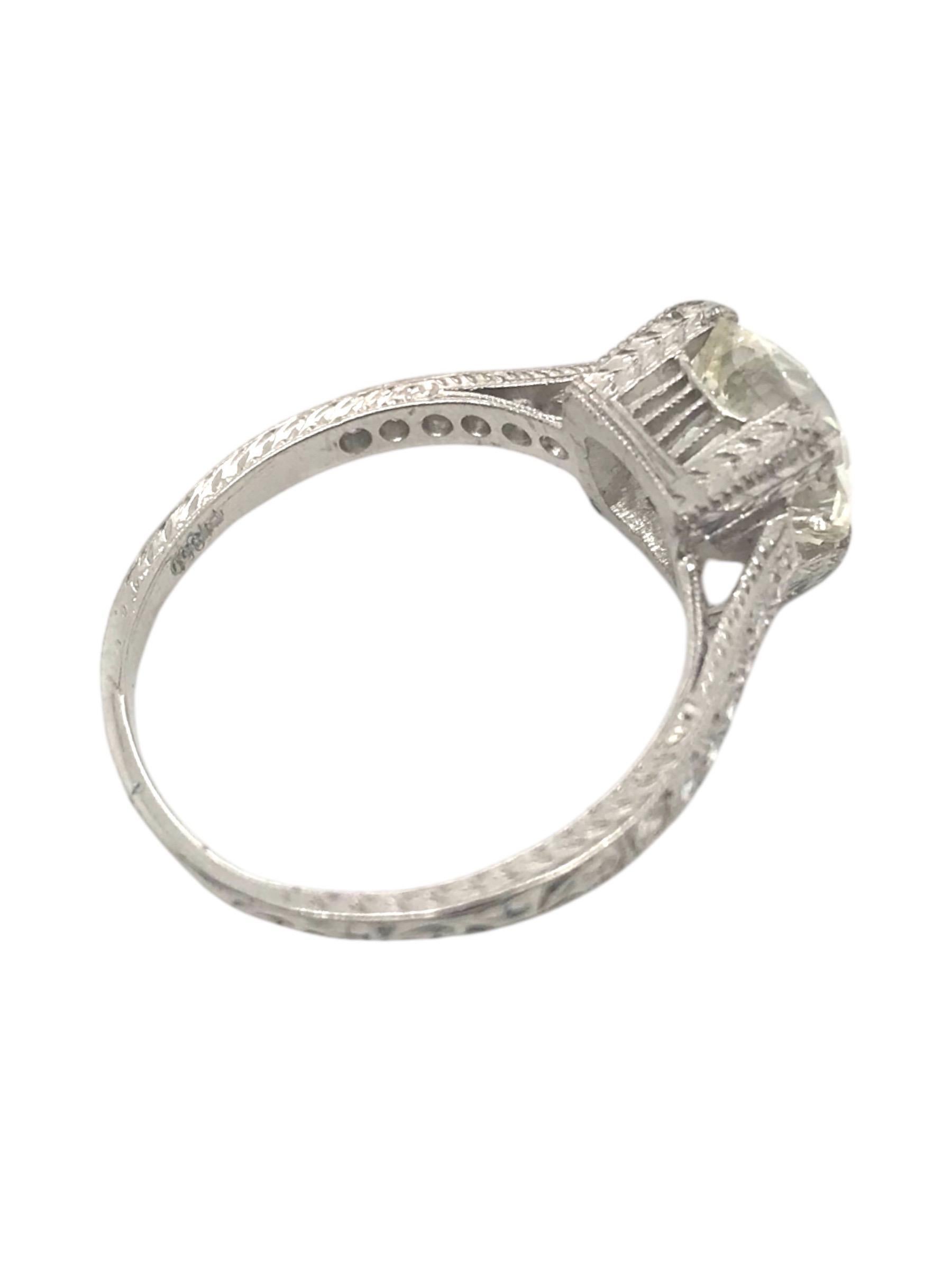 Edwardian Era Platinum 2.21 Carat Old Mine Cut Engagement Ring For Sale 2