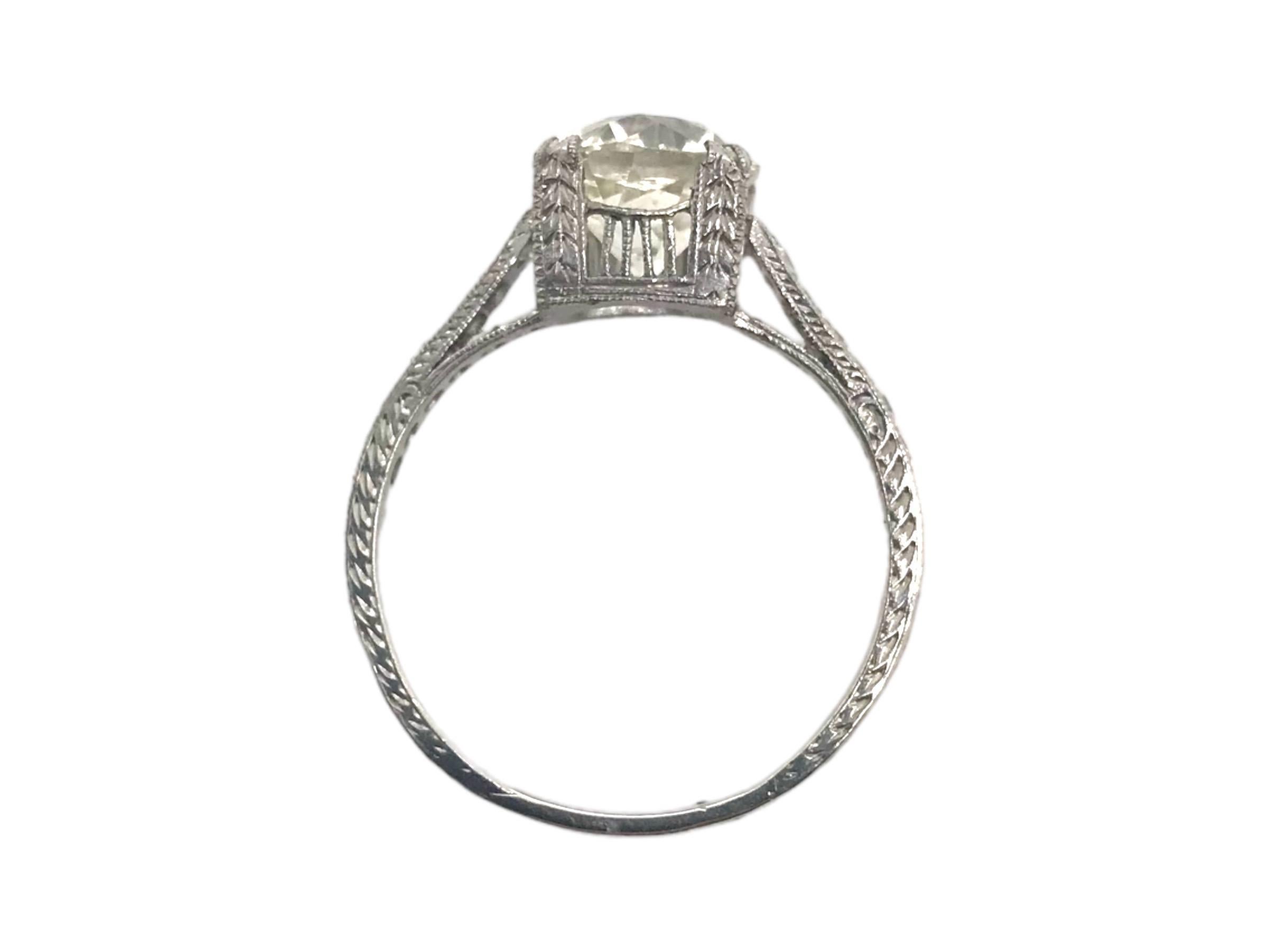 Edwardian Era Platinum 2.21 Carat Old Mine Cut Engagement Ring For Sale 3
