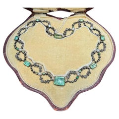 Collar de Platino, Plata, Esmeraldas, Diamantes y Perlas de la Época Eduardiana