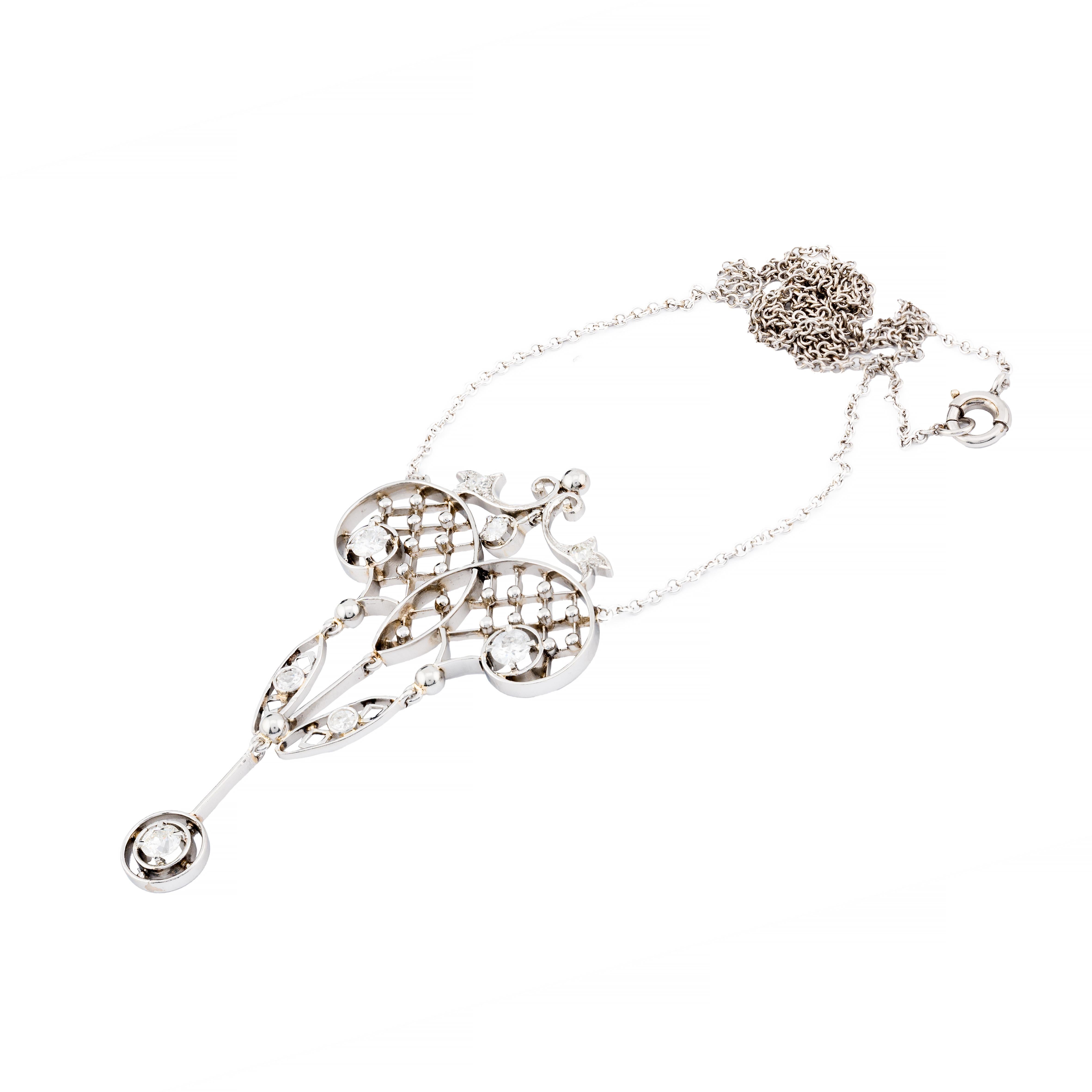 Edwardian European Cut Diamond Lavalier Necklace in Platinum Damen im Angebot