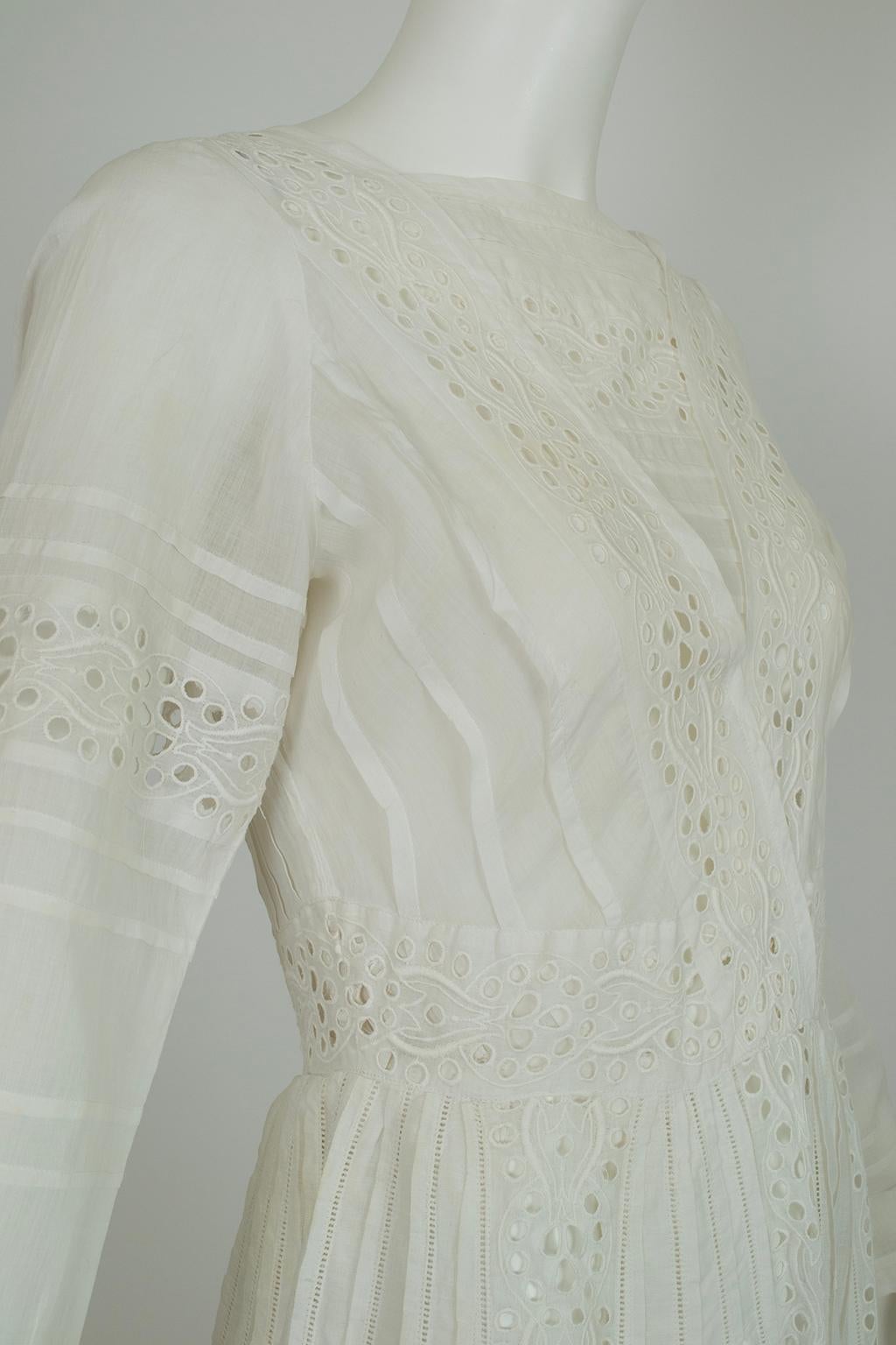 Vestido de novia eduardiano con ojales y corpiño marinero de lino - S, 1900 en venta 1
