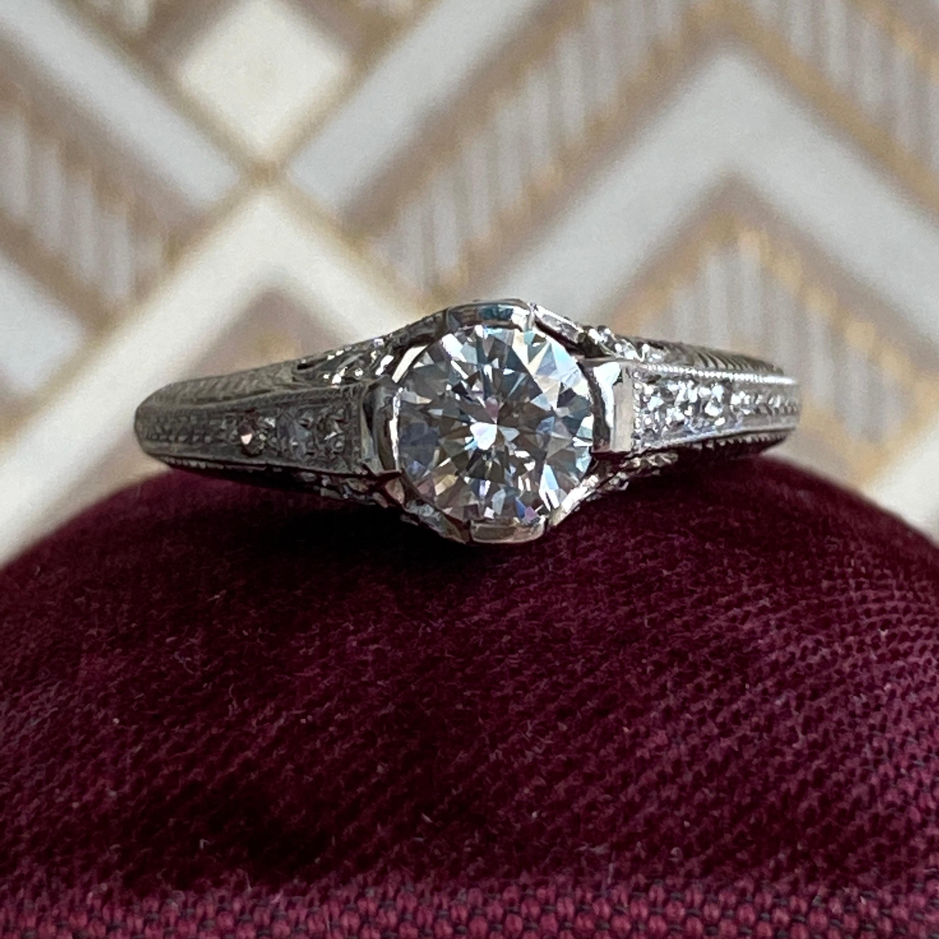 Bague de fiançailles édouardienne en platine et diamant filigrane Excellent état - En vente à Scotts Valley, CA