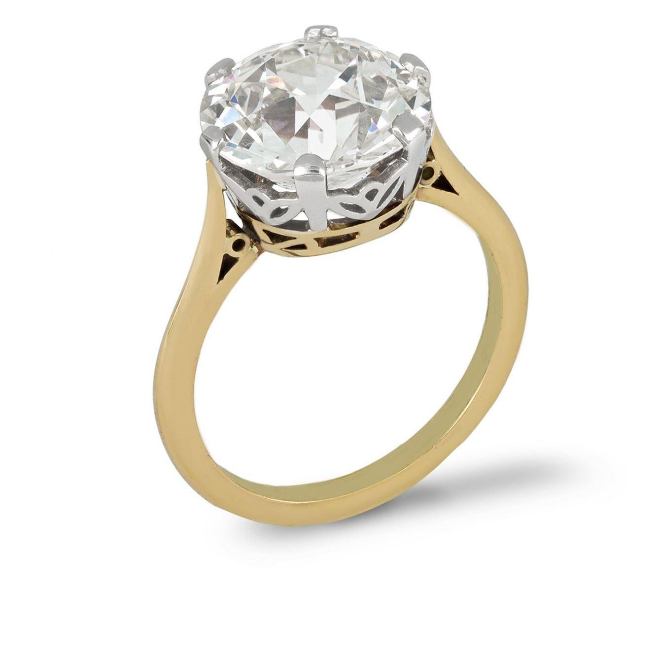 Edwardian fünf Karat alt geschliffenen Diamant Solitär-Ring. Besetzt mit einem runden Diamanten im Altschliff, Farbe K, Reinheit VS2, mit einem Gewicht von 5,02 Karat, in einer offenen Krallenfassung, in einem beeindruckenden Solitärdesign mit