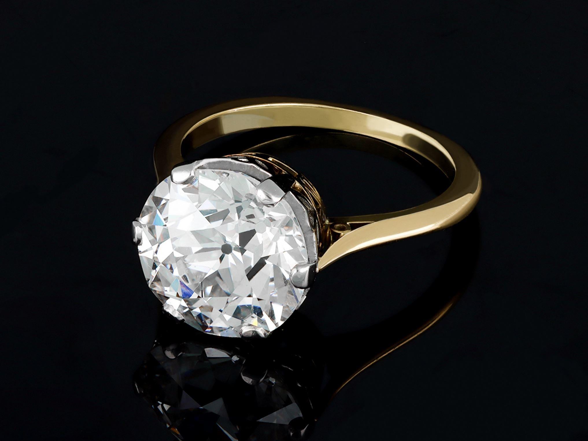 Edwardianischer fünfkarätiger Solitär-Diamantring mit altem Schliff, um 1910. Damen im Angebot