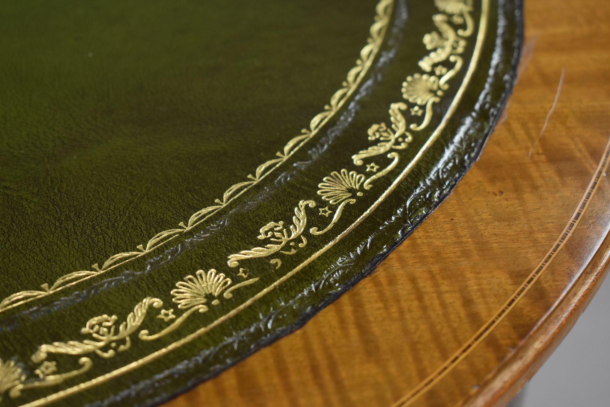 Edwardian Flame Mahogany Kidney Shaped Writing Table For Sale 6