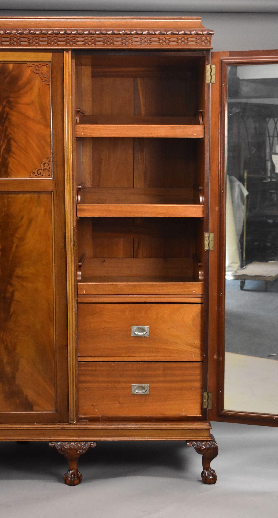 Edwardian Flame Mahogany Triple Wardrobe For Sale 2