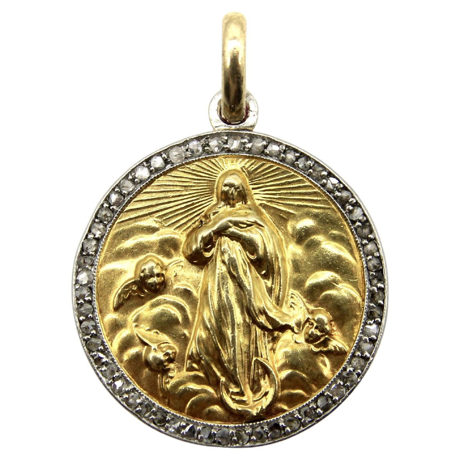 Ciondolo francese edoardiano in oro 18 carati e platino Madre di Dio con aureola di diamanti in vendita