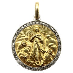 Ciondolo francese edoardiano in oro 18 carati e platino Madre di Dio con aureola di diamanti