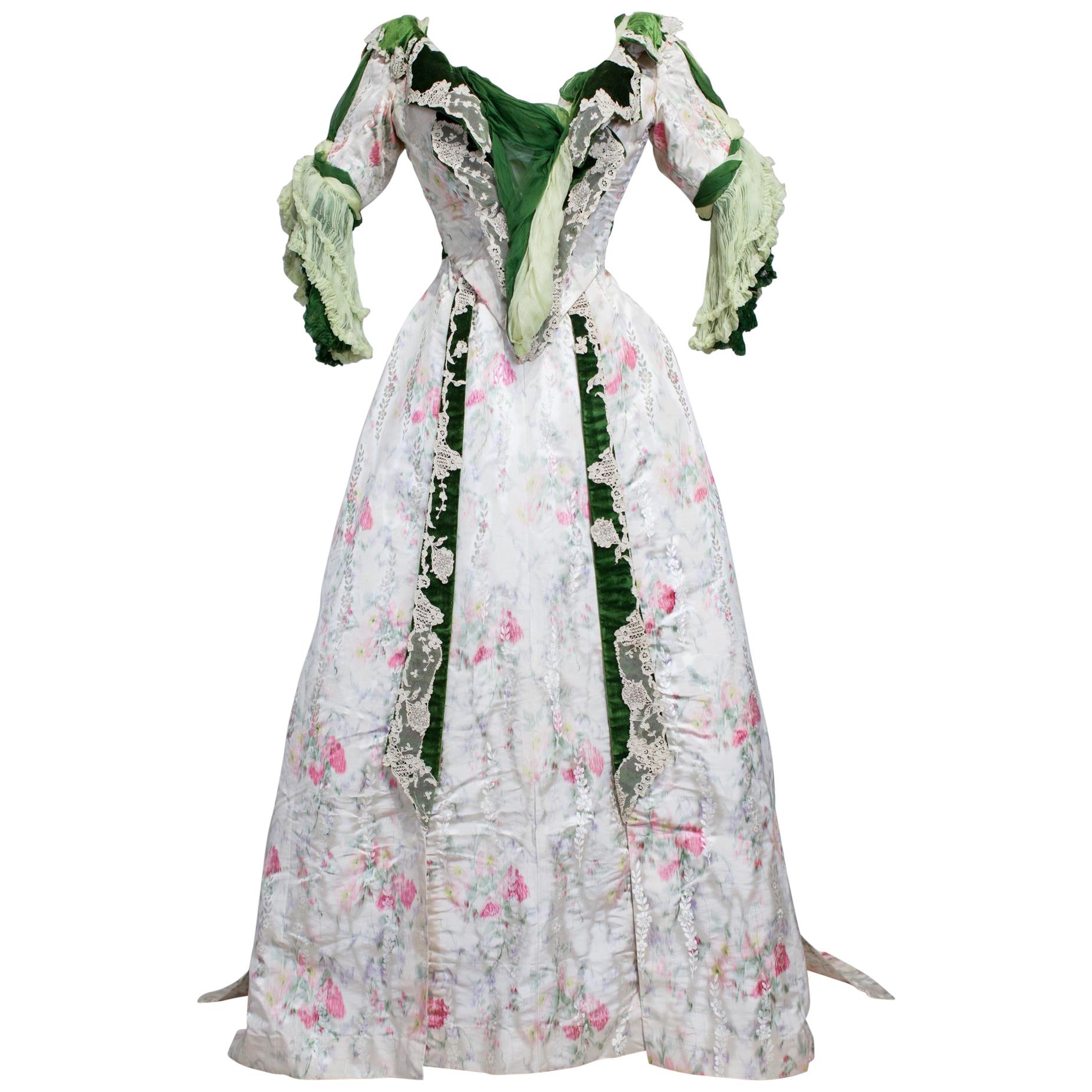 Edwardian French Couture Ball-gown with furbelows on Chiné Silk Circa 1900