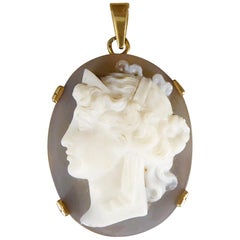 Edwardian French Marked Hard Stone Cameo Pendant in Gold