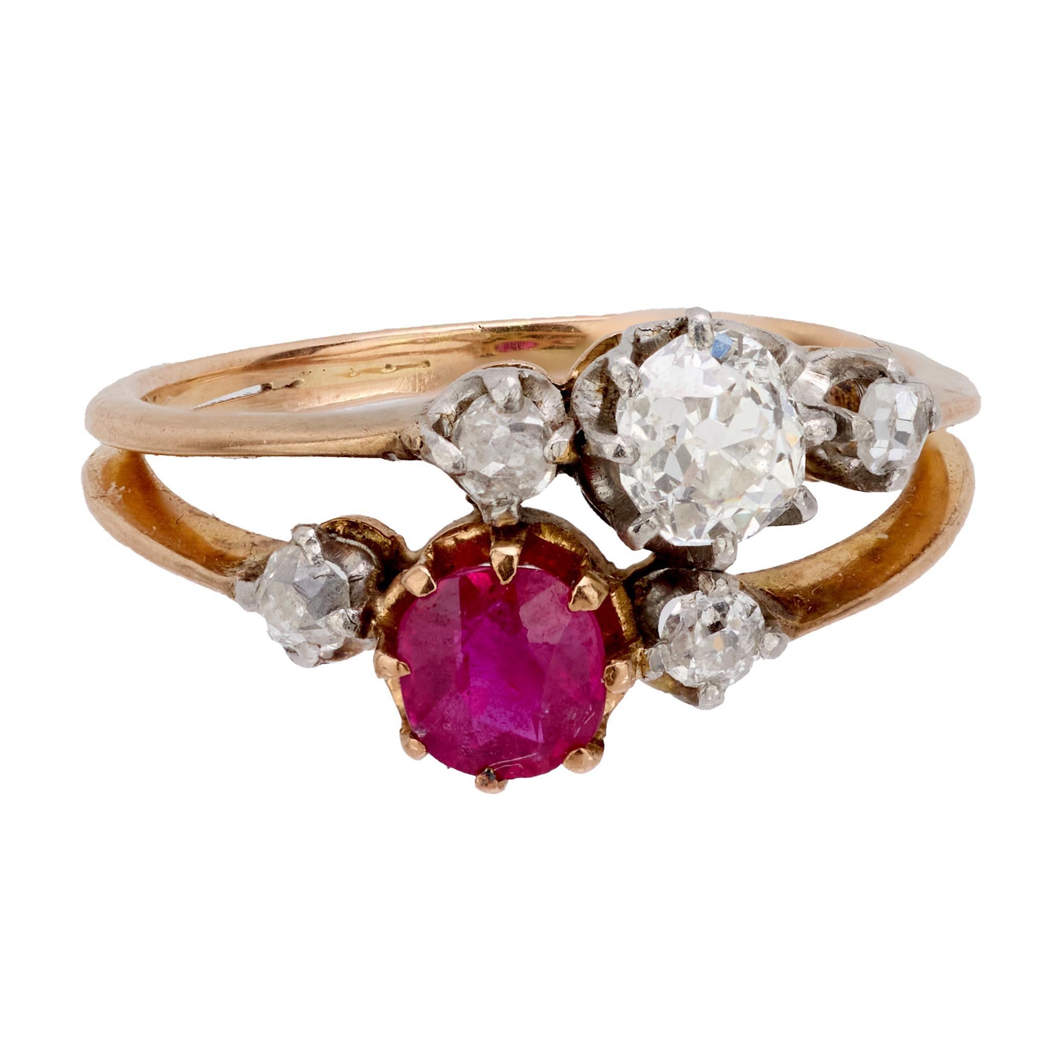 Round Cut Edwardian French ruby diamond 18k rose gold and platinum ring