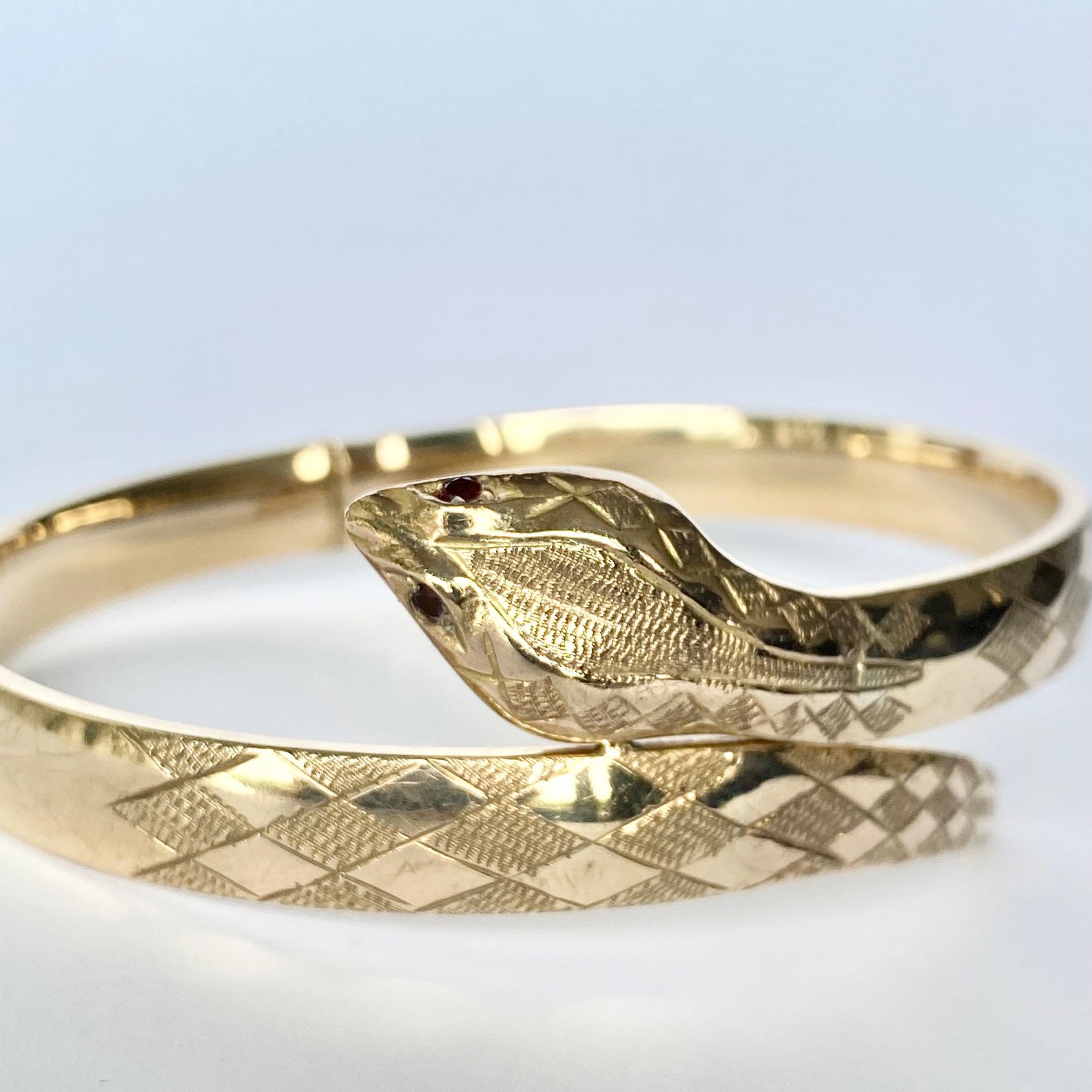 Edwardian Garnet and 9 Carat Gold Snake Bangle In Good Condition In Chipping Campden, GB