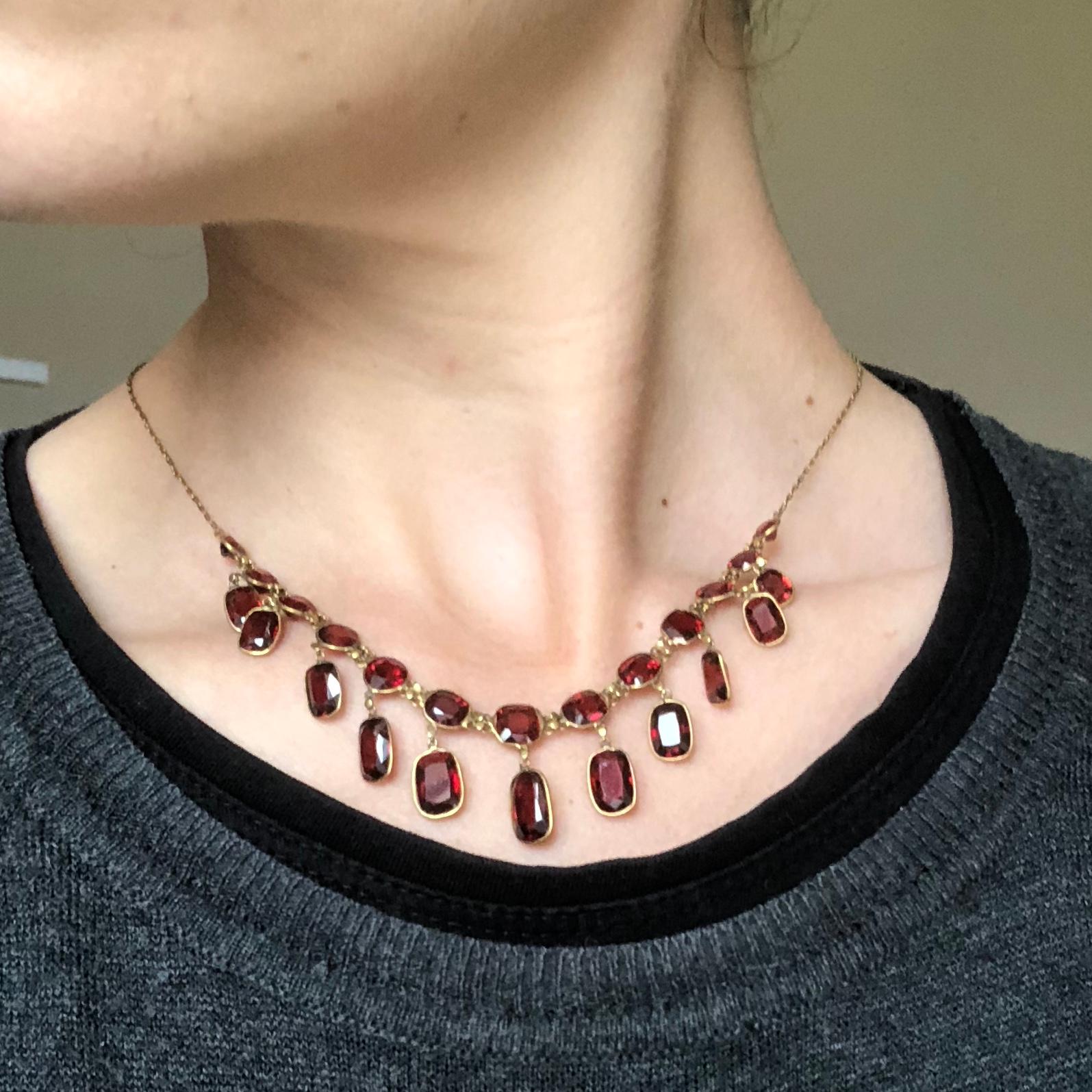 Women's Edwardian Garnet and Yellow Gold Necklace