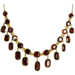 Edwardian Garnet and Yellow Gold Necklace