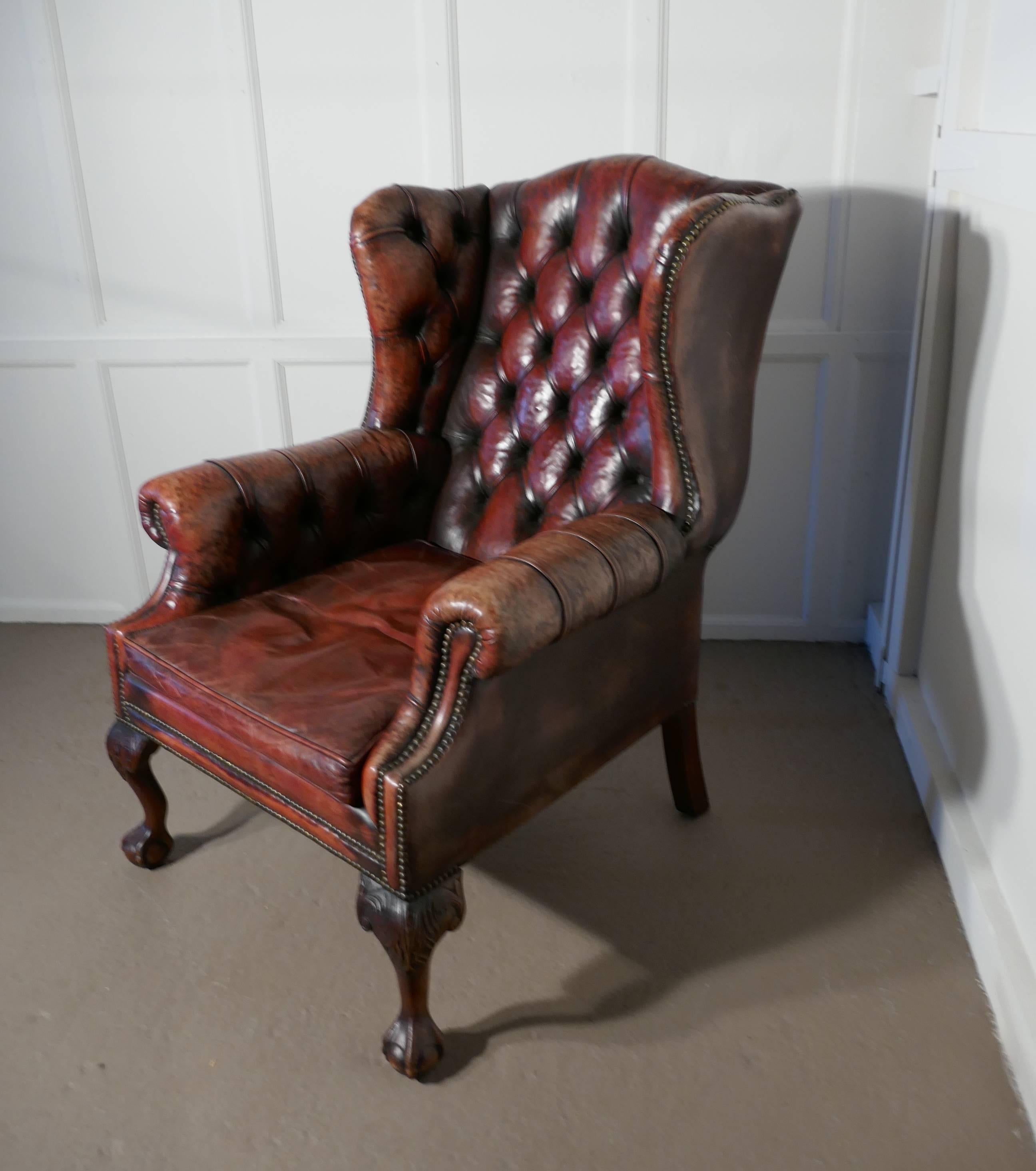 Edwardian Gentleman’s Wing Back Leather Library Chair In Good Condition In Chillerton, Isle of Wight