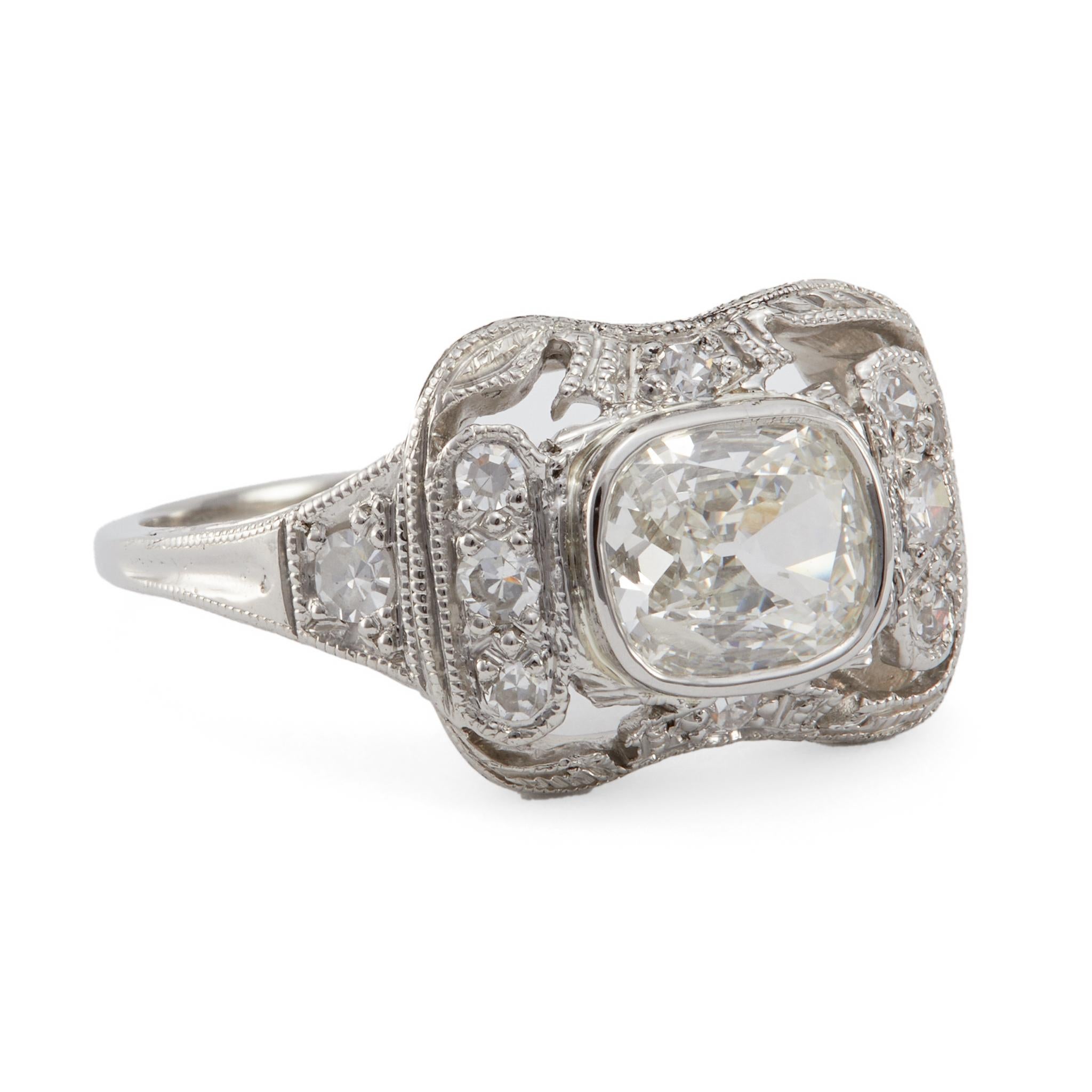 Edwardian GIA 0.91 Carat Cushion Cut Diamond Platinum Ring For Sale 1