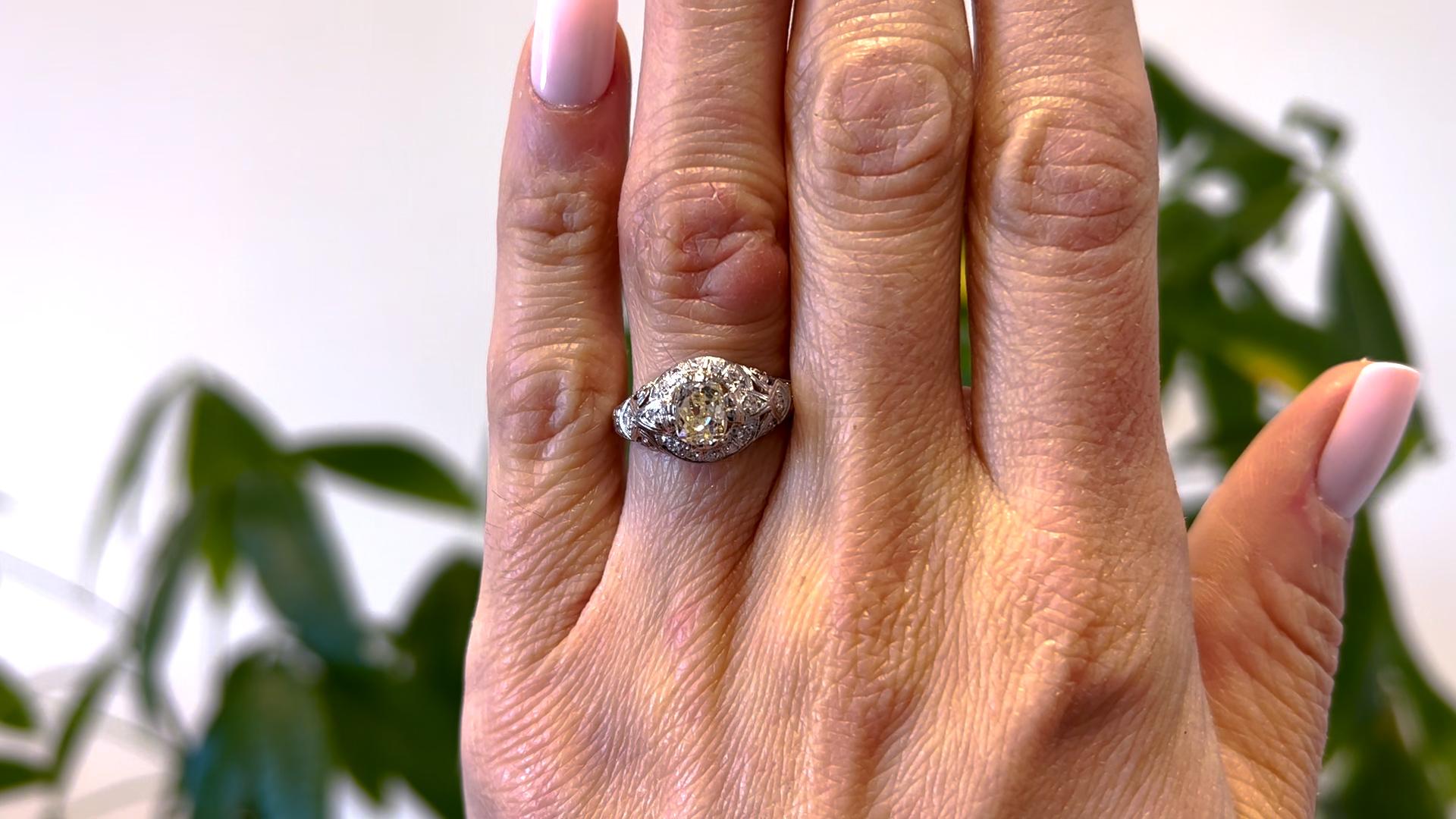 Filigraner edwardianischer Platinring mit 1.00 Karat Diamant im alteuropäischen Minenschliff (Edwardian)