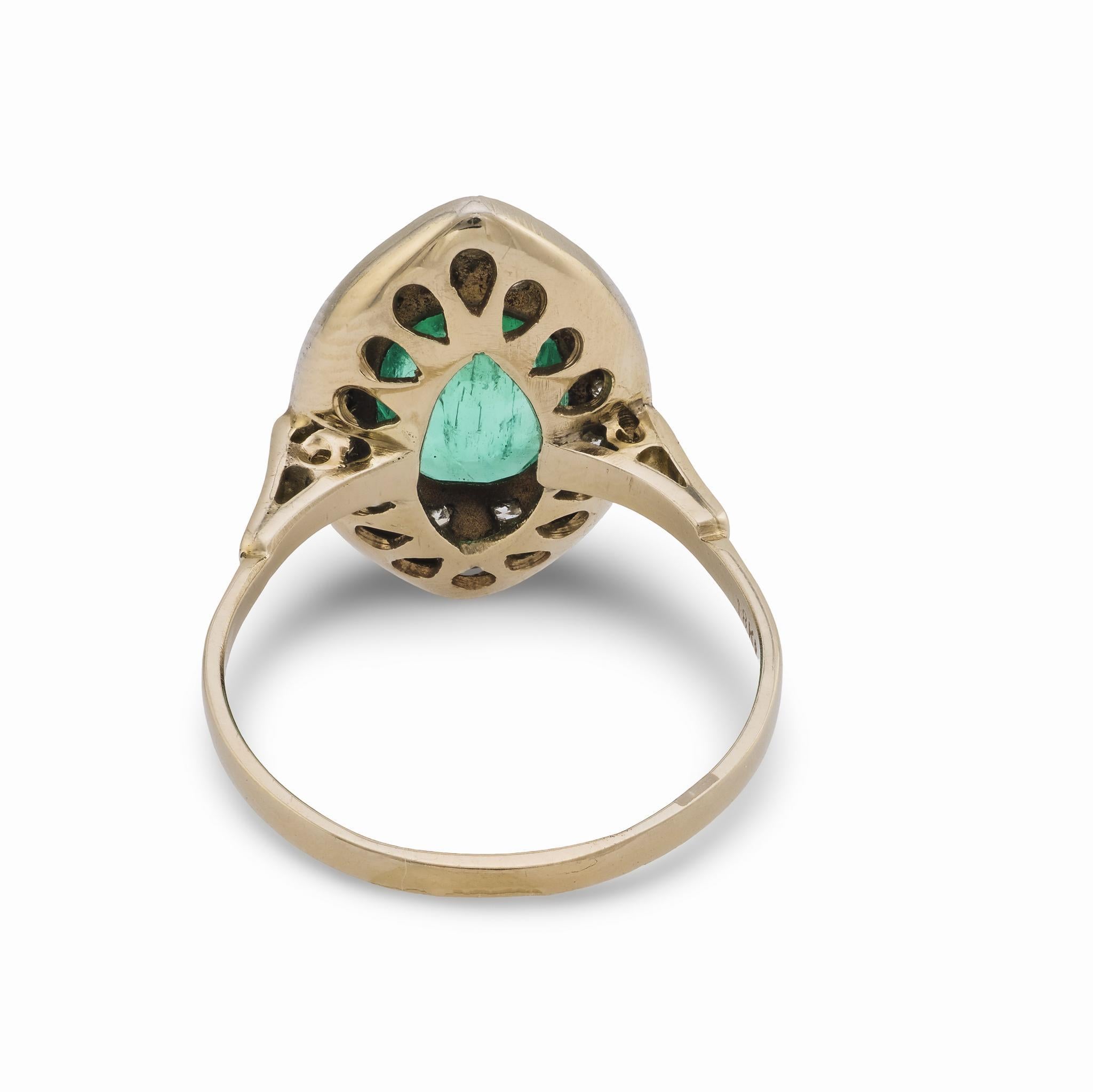 Bague navette en or blanc 18 carats, émeraude de 1,50 carat, GIA, Edwardienne en vente 1