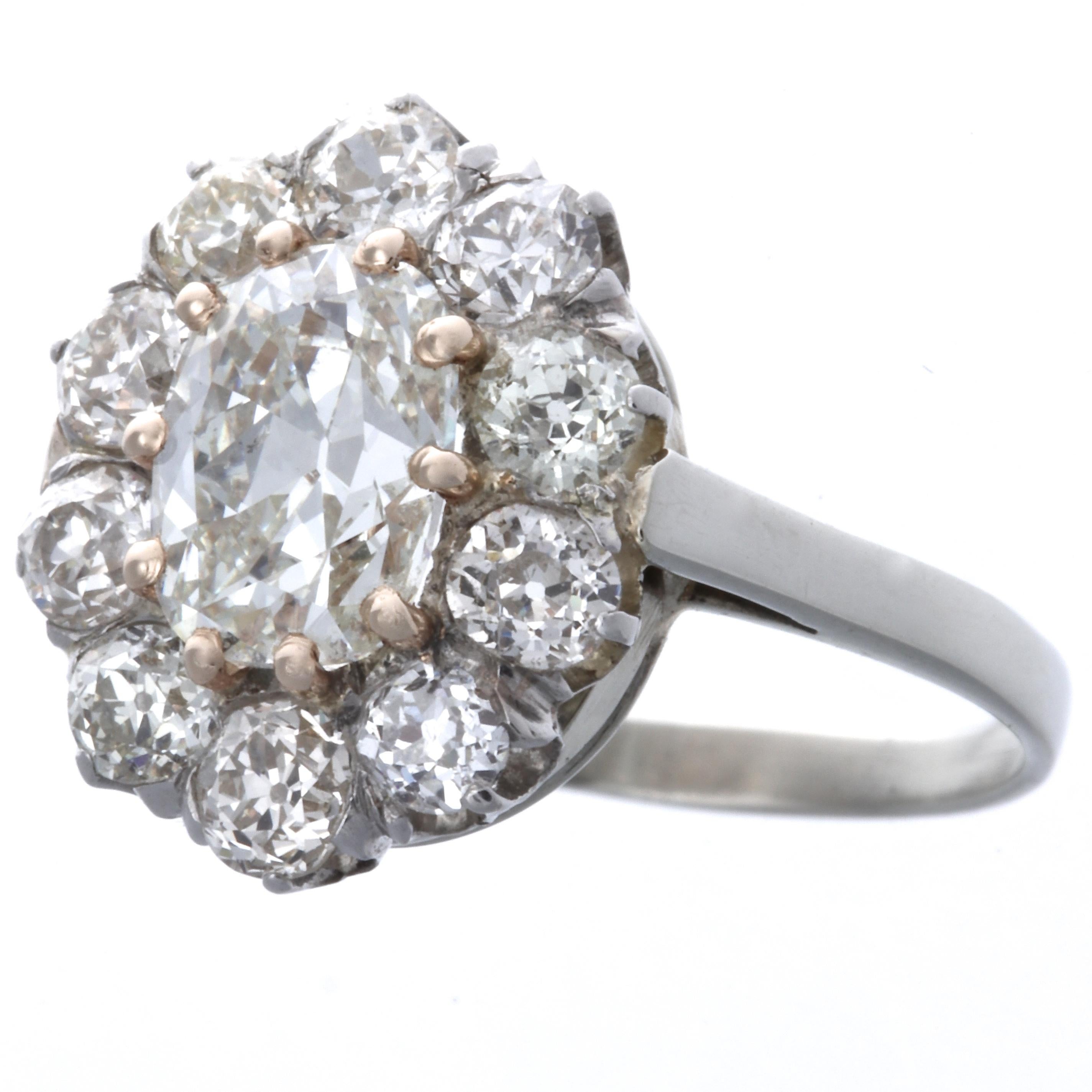 GIA 1.52 Antiker Diamant im Kissenschliff 18 Karat Weißgold Ring (Edwardian)