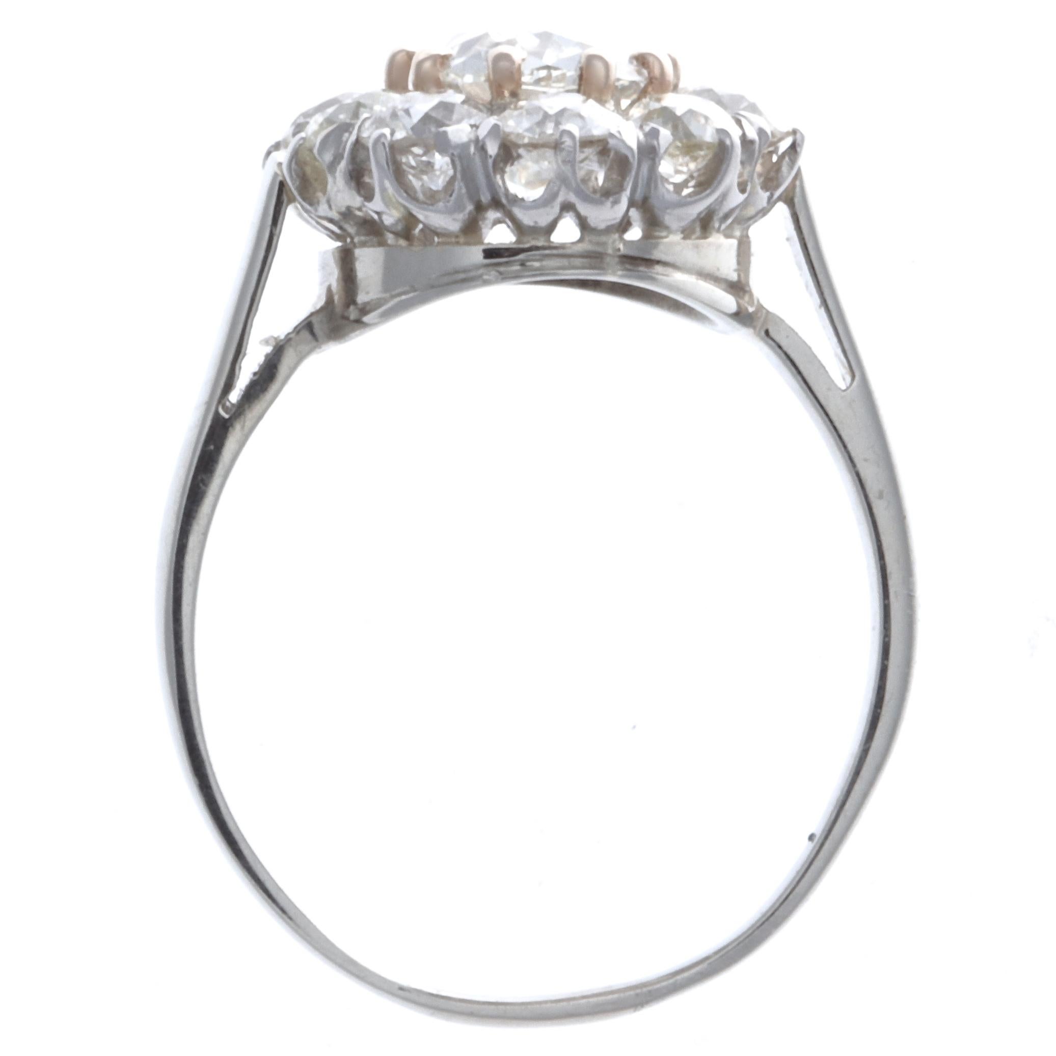 GIA 1.52 Antiker Diamant im Kissenschliff 18 Karat Weißgold Ring (Antiker Kissenschliff)