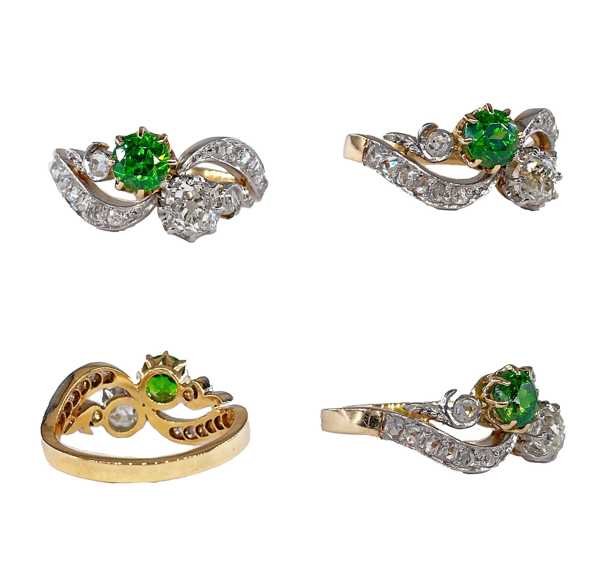 Edwardian GIA 1.69ctw Russian DEMANTOID Garnet DIAMOND Toi et Moi 18K Gold Ring For Sale 10