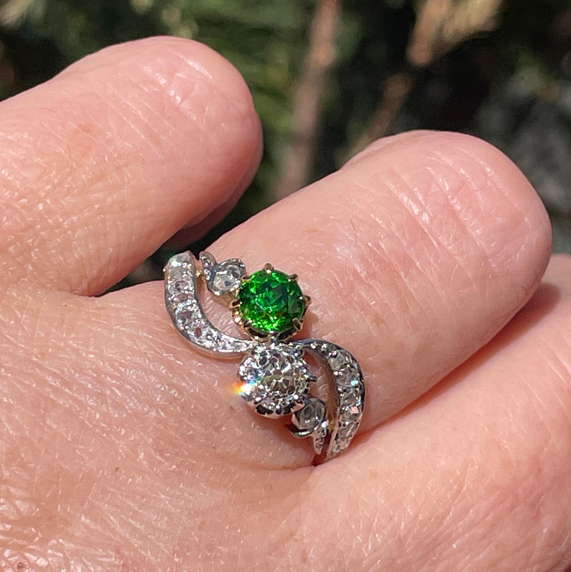 Edwardian GIA 1.69ctw Russian DEMANTOID Garnet DIAMOND Toi et Moi 18K Gold Ring For Sale 11