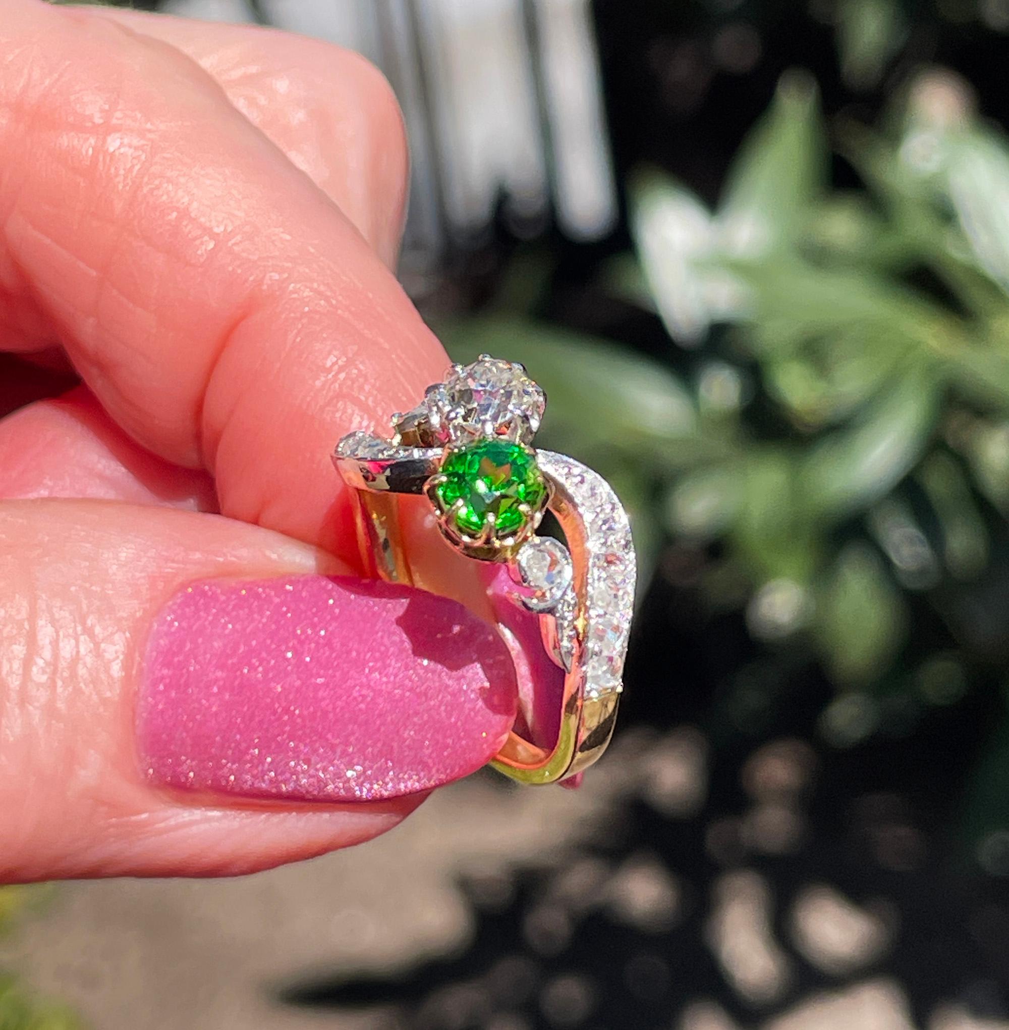 Edwardian GIA 1.69ctw Russian DEMANTOID Garnet DIAMOND Toi et Moi 18K Gold Ring For Sale 13