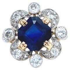 Edwardian GIA 3.37 Carats Sri Lanka Sapphire Diamond 18K Gold Cluster Ring