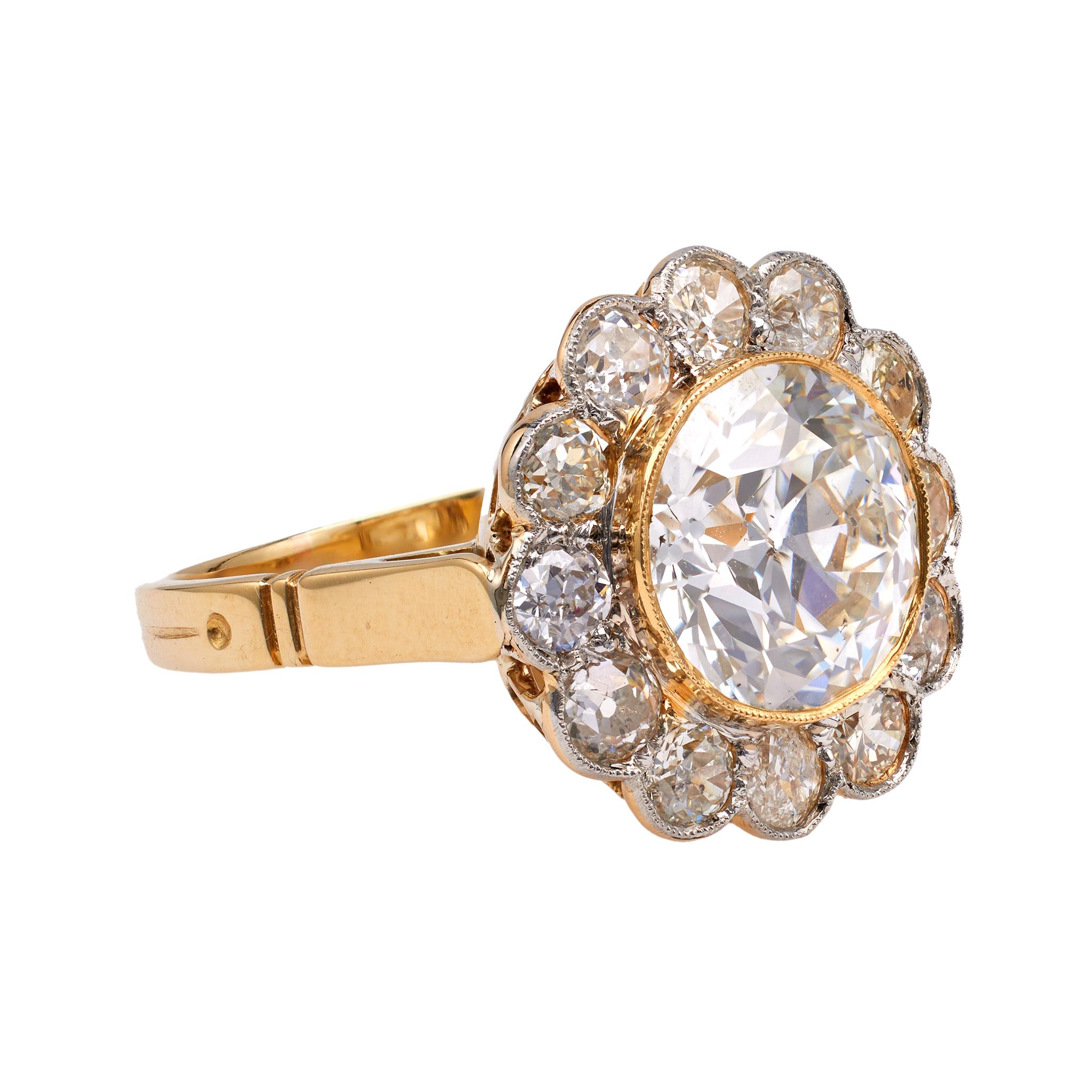 18 Karat Gelbgold Edwardianischer GIA 3,54 Karat Diamant-Cluster-Ring mit alteuropäischem Schliff für Damen oder Herren
