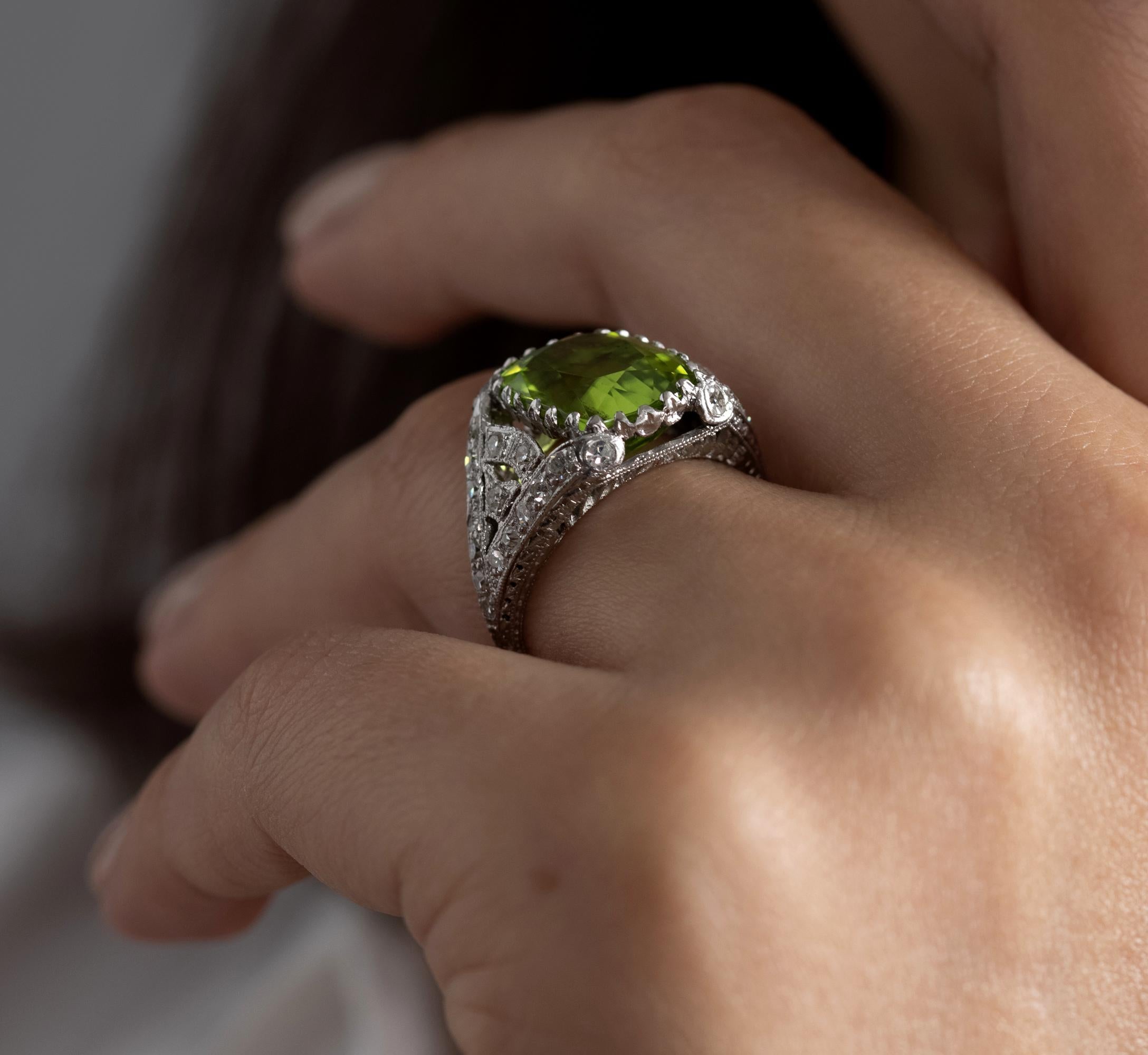 Antiker edwardianischer GIA 7,87 Karat Peridot & Diamant Platin Vintage-Ring 5