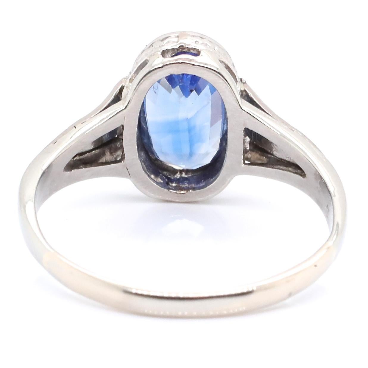 Edwardian GIA Ceylon Sapphire 14 Karat White Gold Ring 1