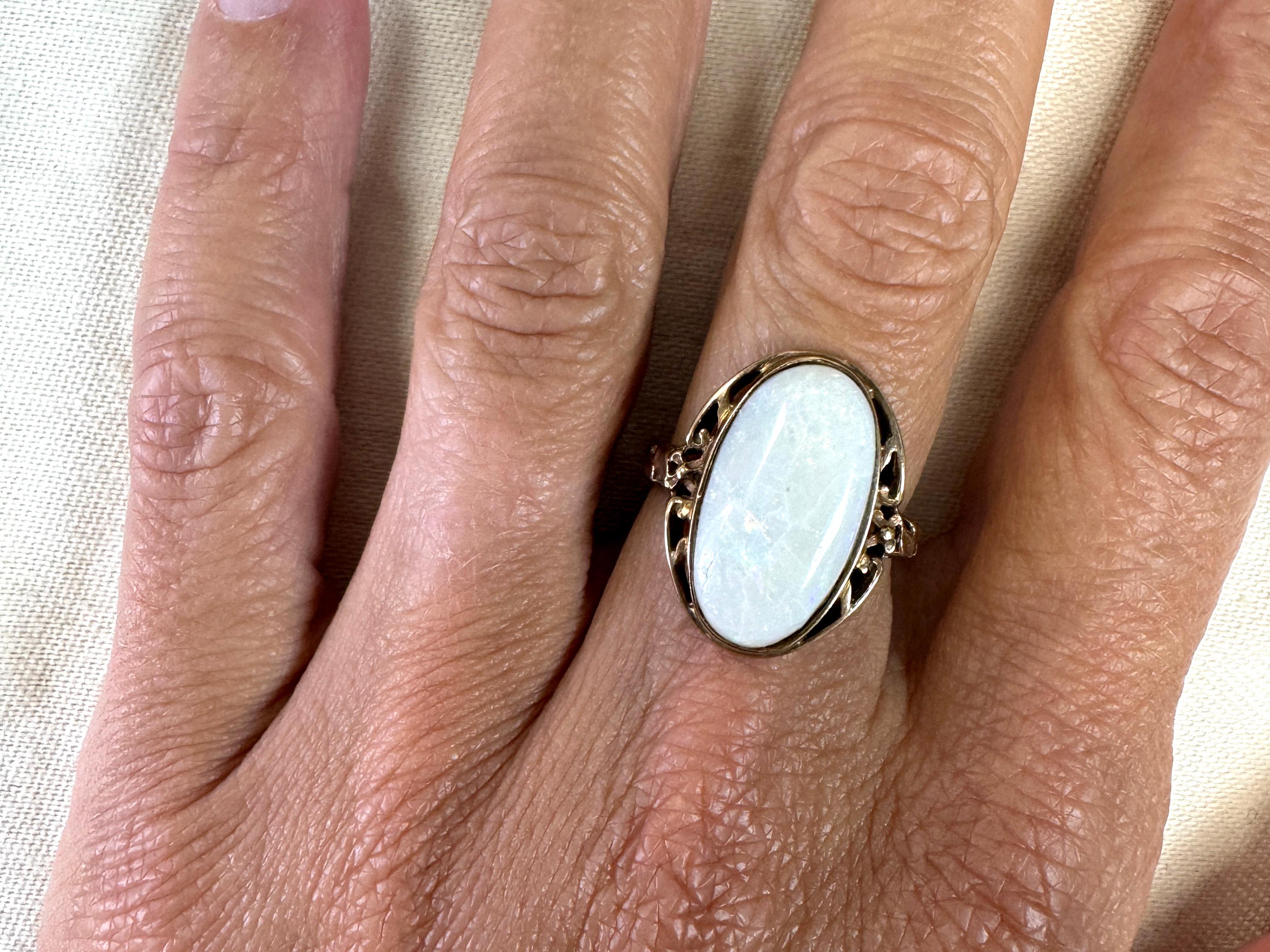 Women's Edwardian Giant Opal Ring Vintage Antique 14K Yellow Gold Original 1900' For Sale