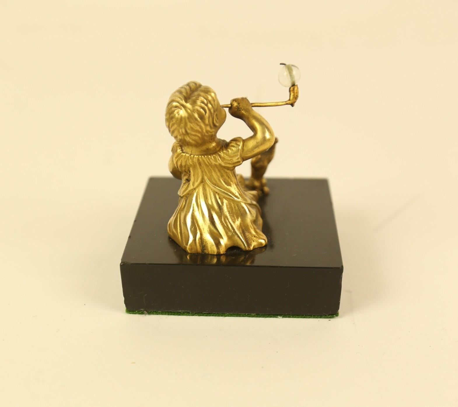 20th Century Edwardian Gilt Bronze Figure of a Girl & cat For Sale