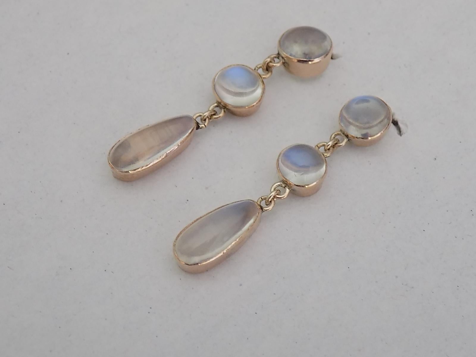 Edwardian Gold and Moonstone Drop Earrings In Excellent Condition In Boston, Lincolnshire