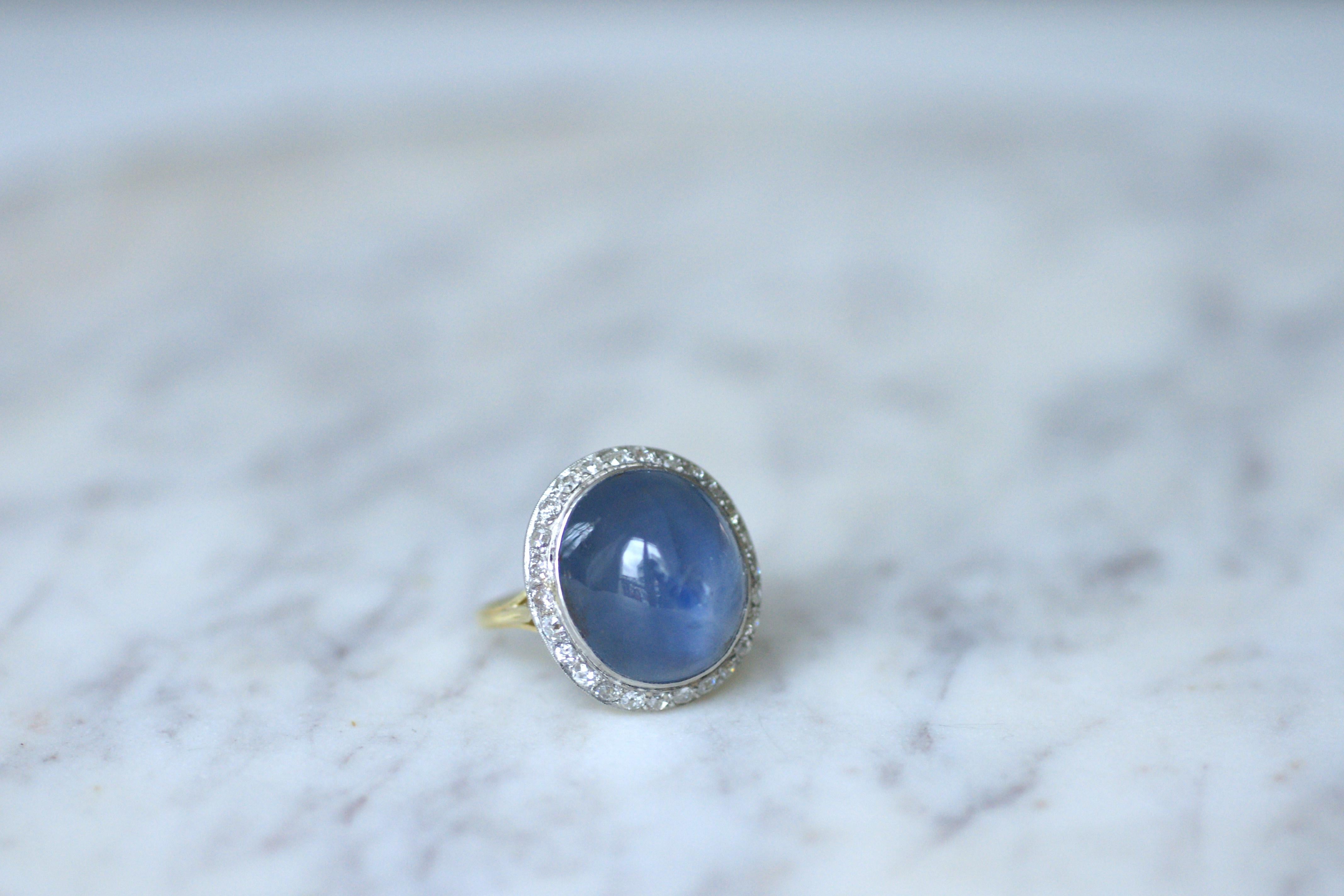 Edwardian Gold and Platinum Cluster Ring with 35cts Ceylan Star Sapphire Caboch 2